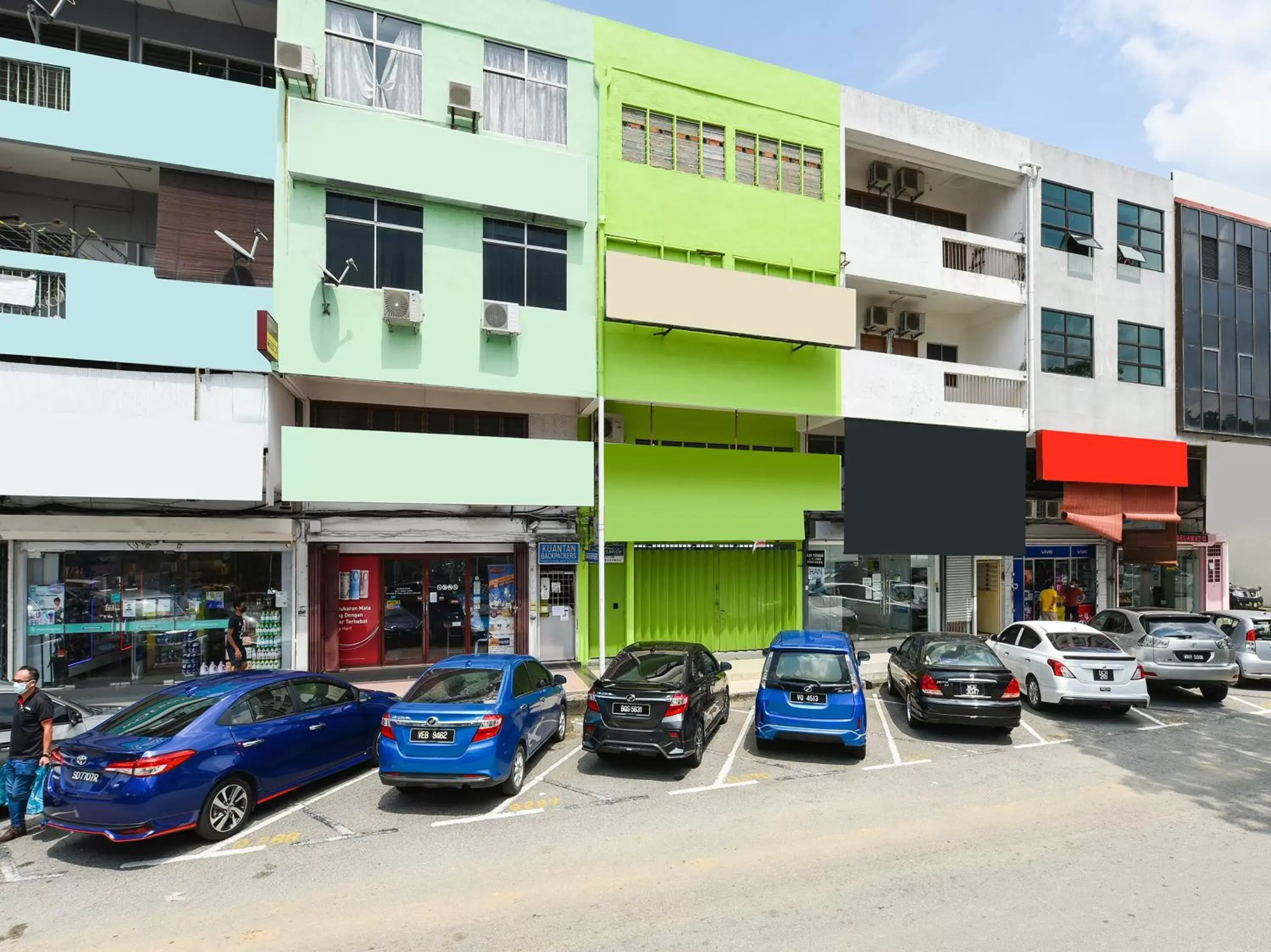 Property Building in SPOT ON 89872 Kuantan Backpackers