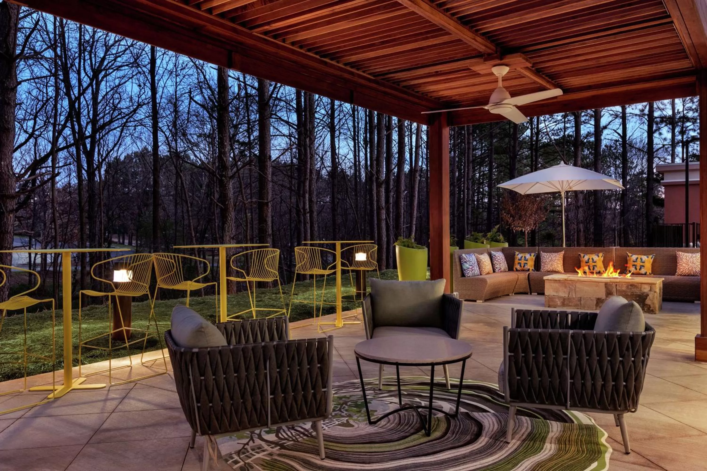 Patio in Hampton Inn And Suites By Hilton Johns Creek