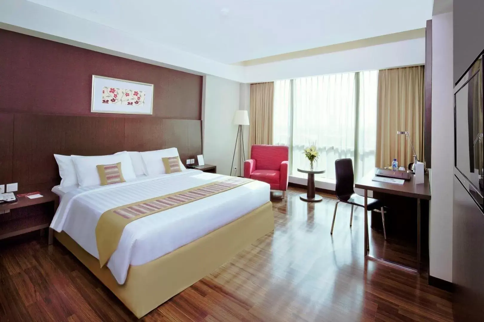 Bed in The Alana Surabaya