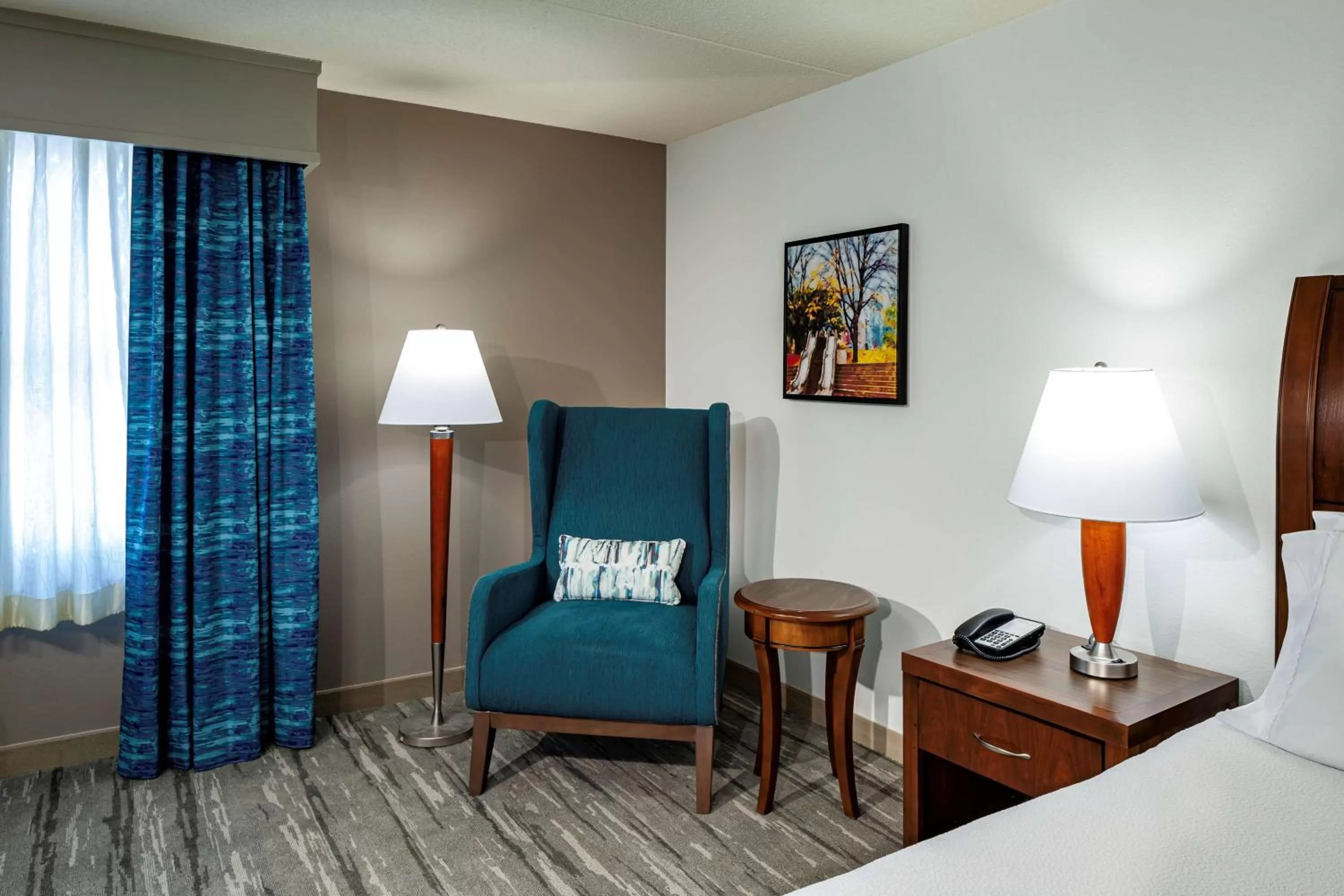 Bed in Hilton Garden Inn Omaha Downtown-Old Market Area