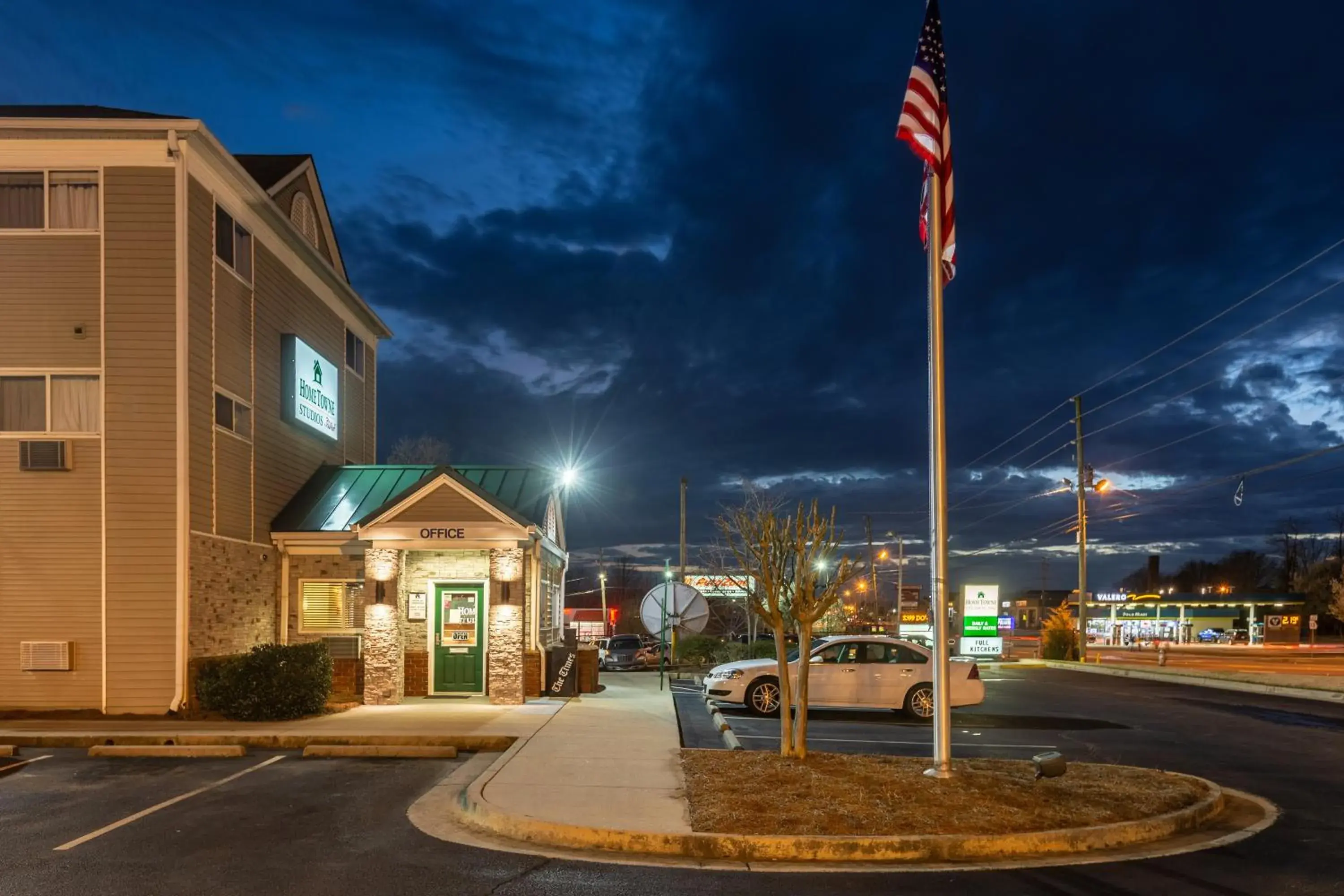 Property building in HomeTowne Studios by Red Roof Gainesville, GA Property building in HomeTowne Studios by Red Roof Gainesville, GA