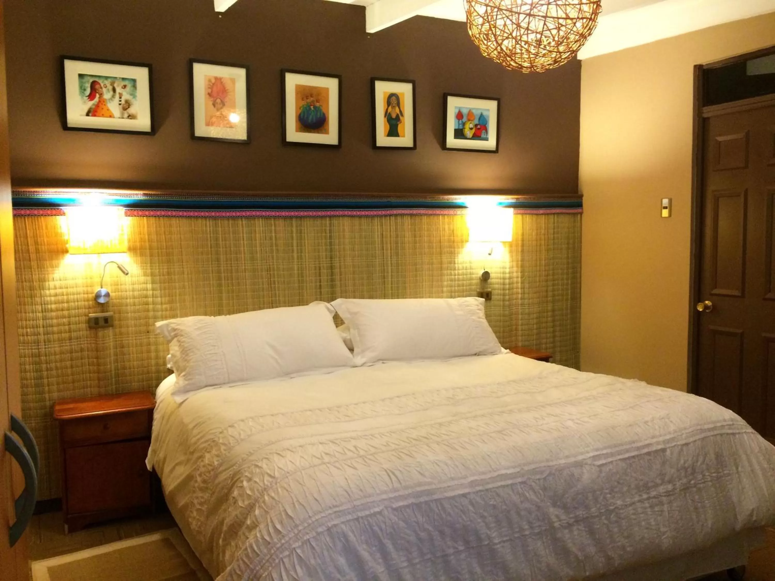 Bedroom, Bed in Hotel Pat'ta Hoiri