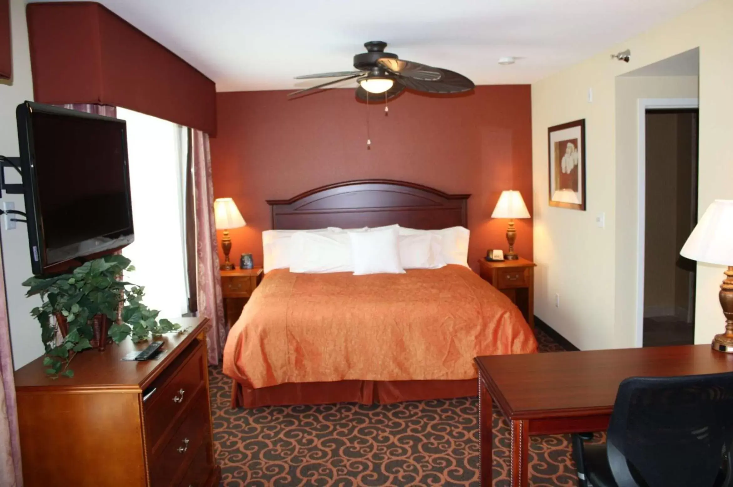 Bedroom, Bed in Homewood Suites Saint Cloud