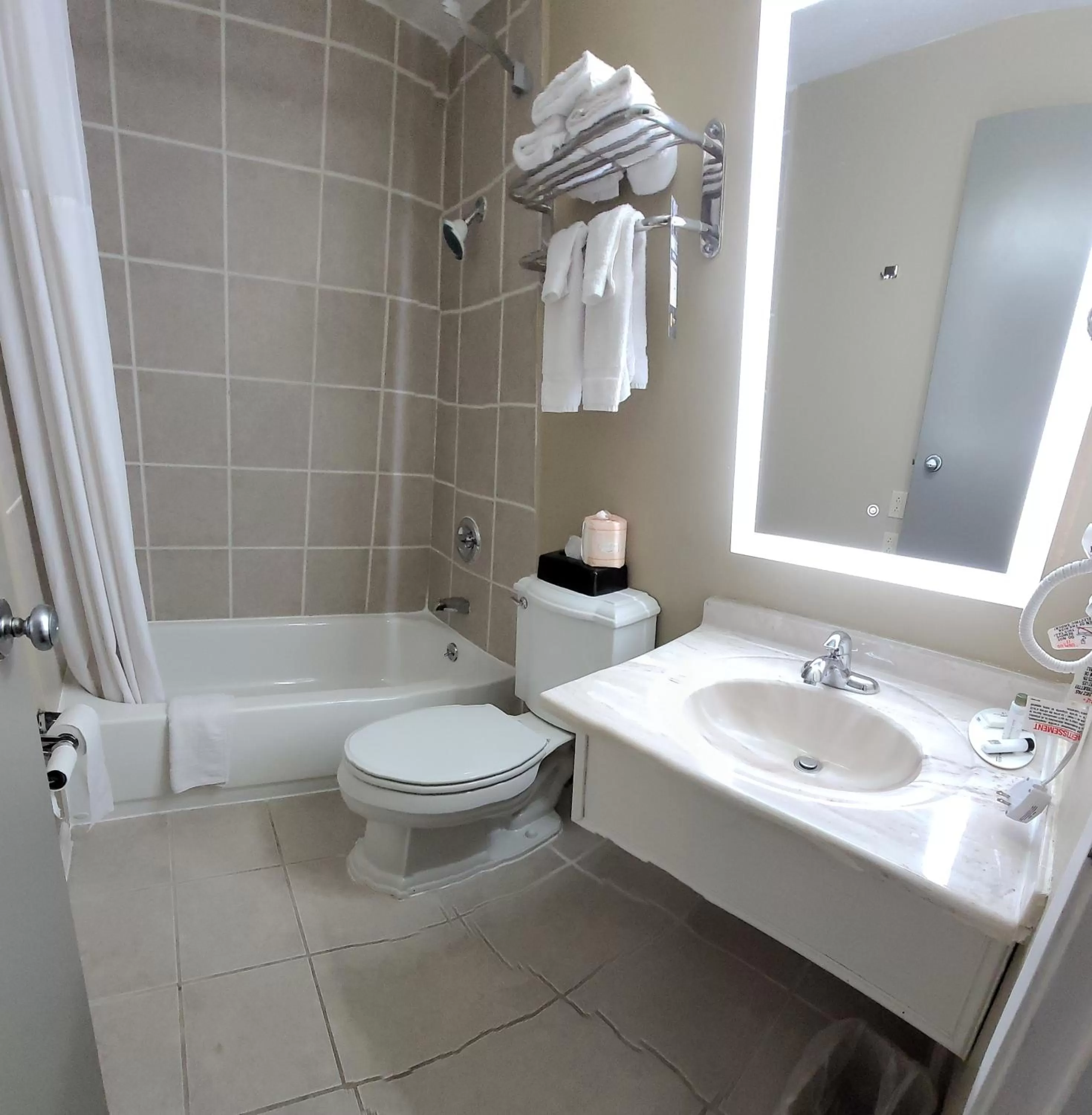 Bathroom in Red Lion Inn and Suites Liberty