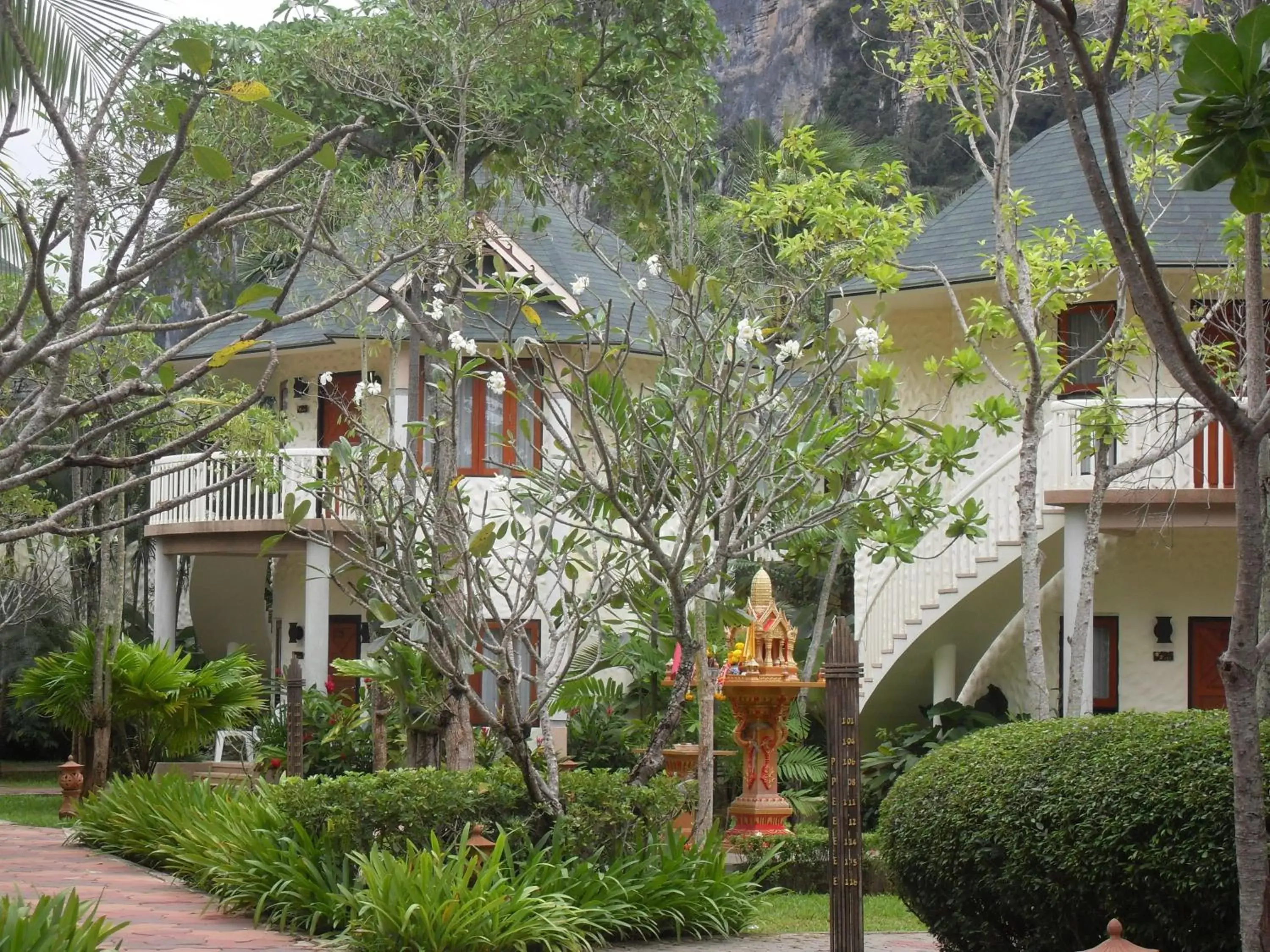 Garden, Property Building in Golden Beach Resort