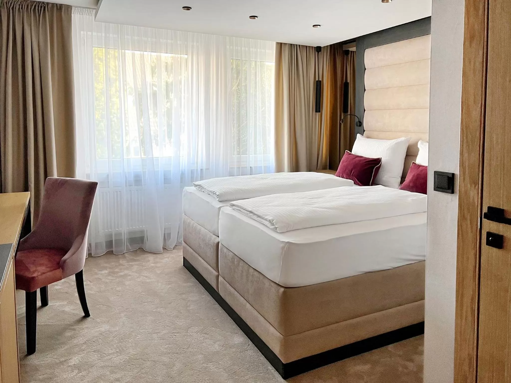 Photo of the whole room, Bed in DORMERO Hotel Reutlingen