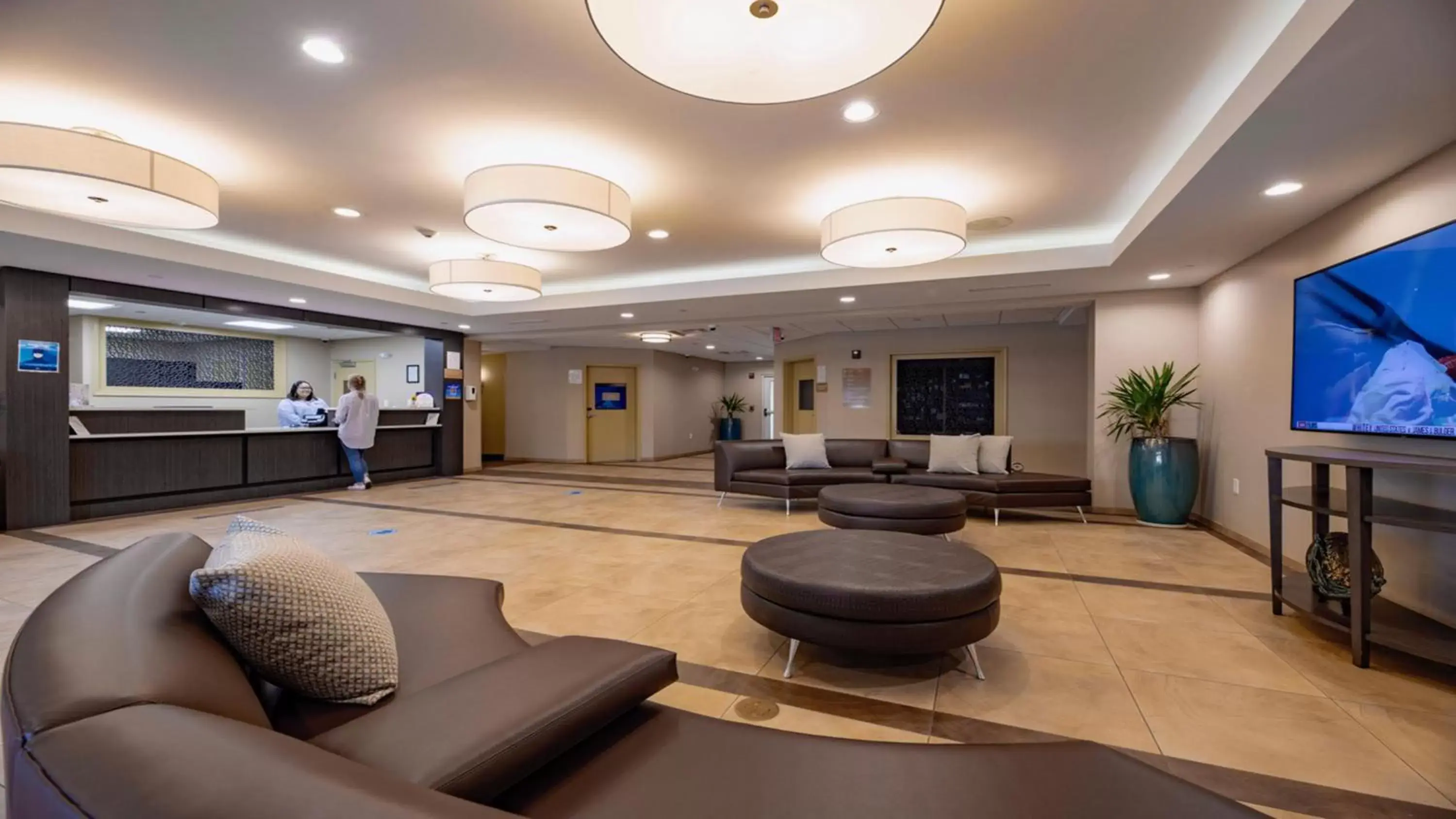 Lobby or reception, Lobby/Reception in Candlewood Suites - Dumfries - Quantico, an IHG Hotel