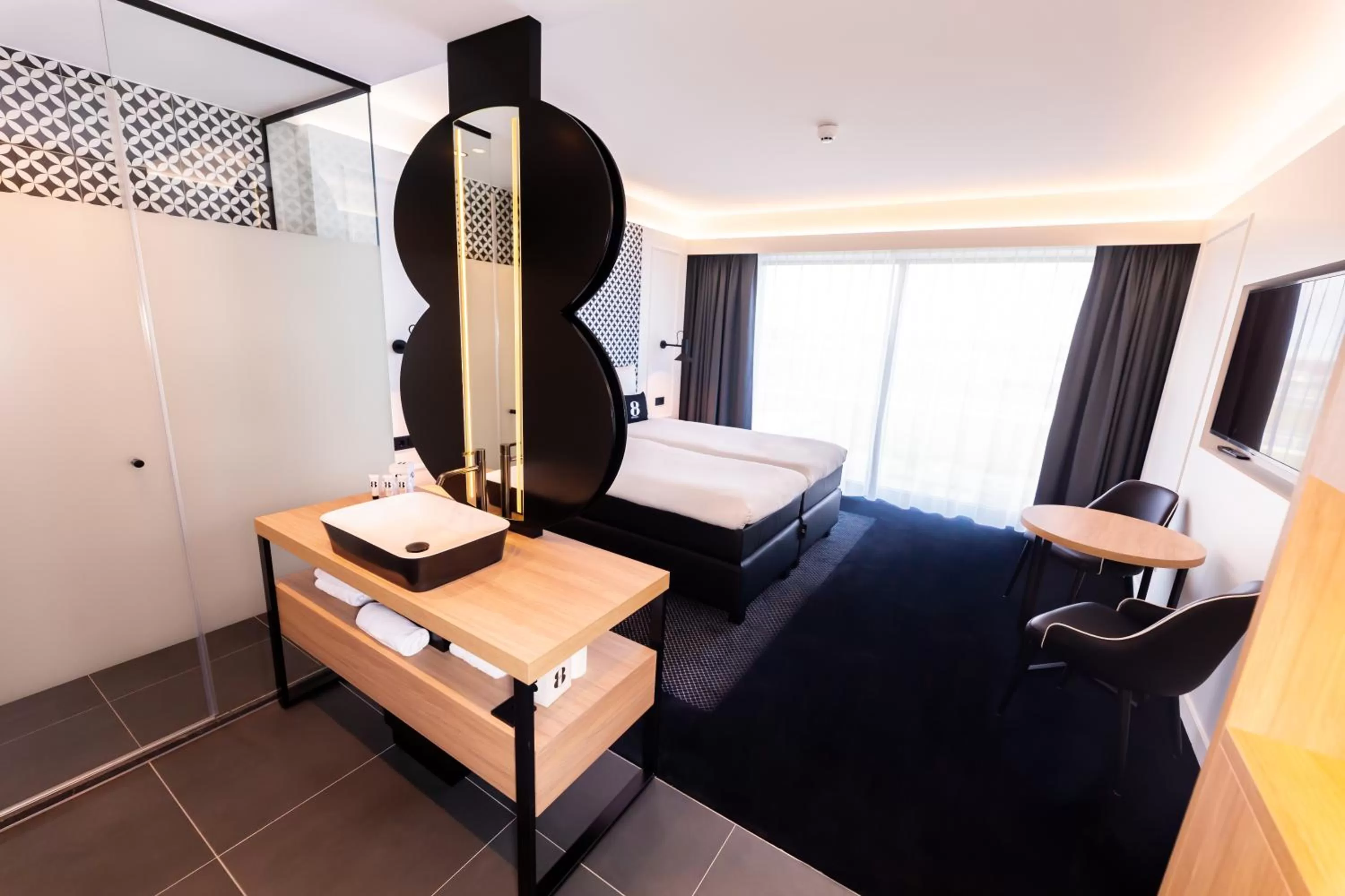 Bathroom, Bed in Gr8 Hotel Breda