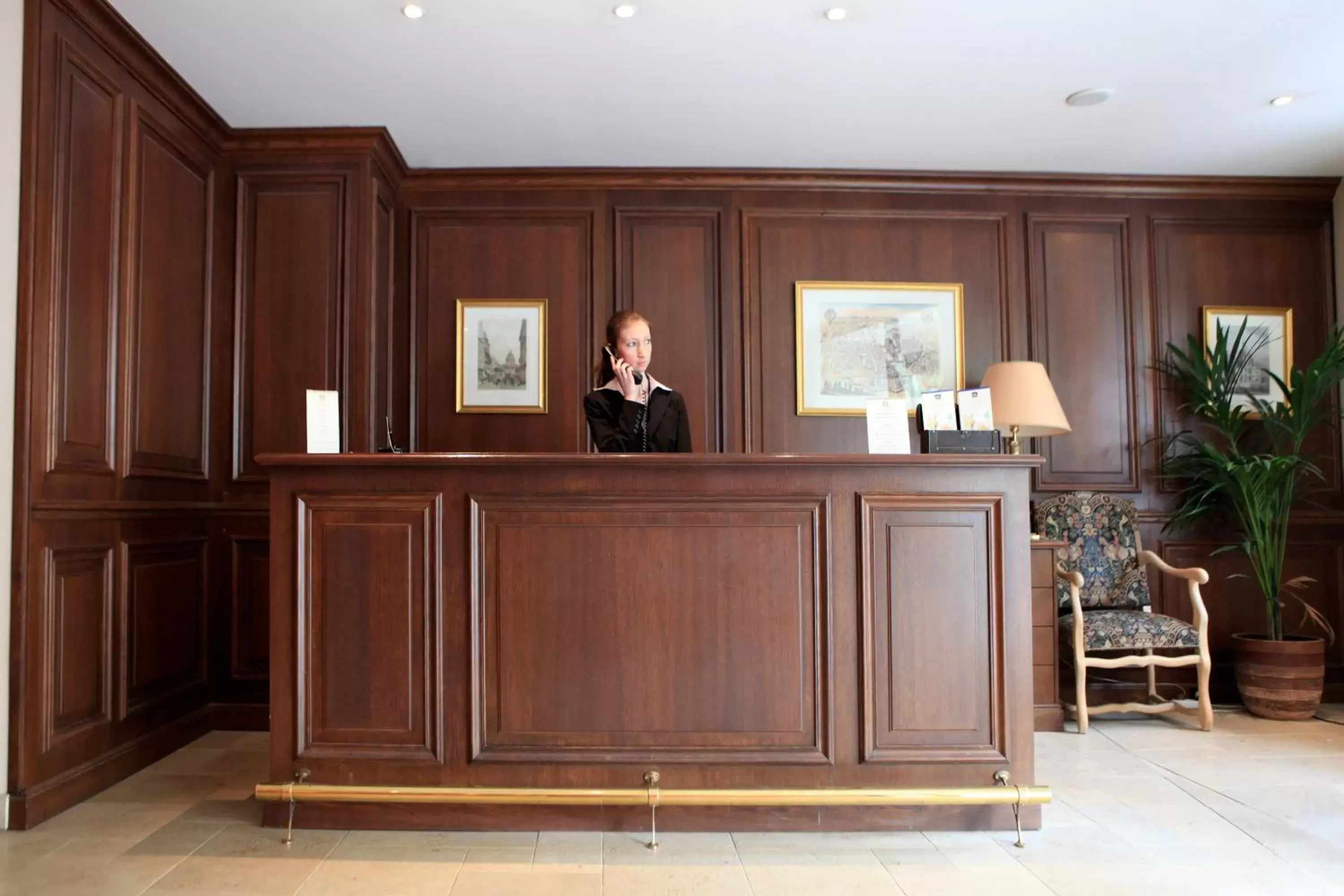 Lobby or reception, Lobby/Reception in Amiral Hôtel