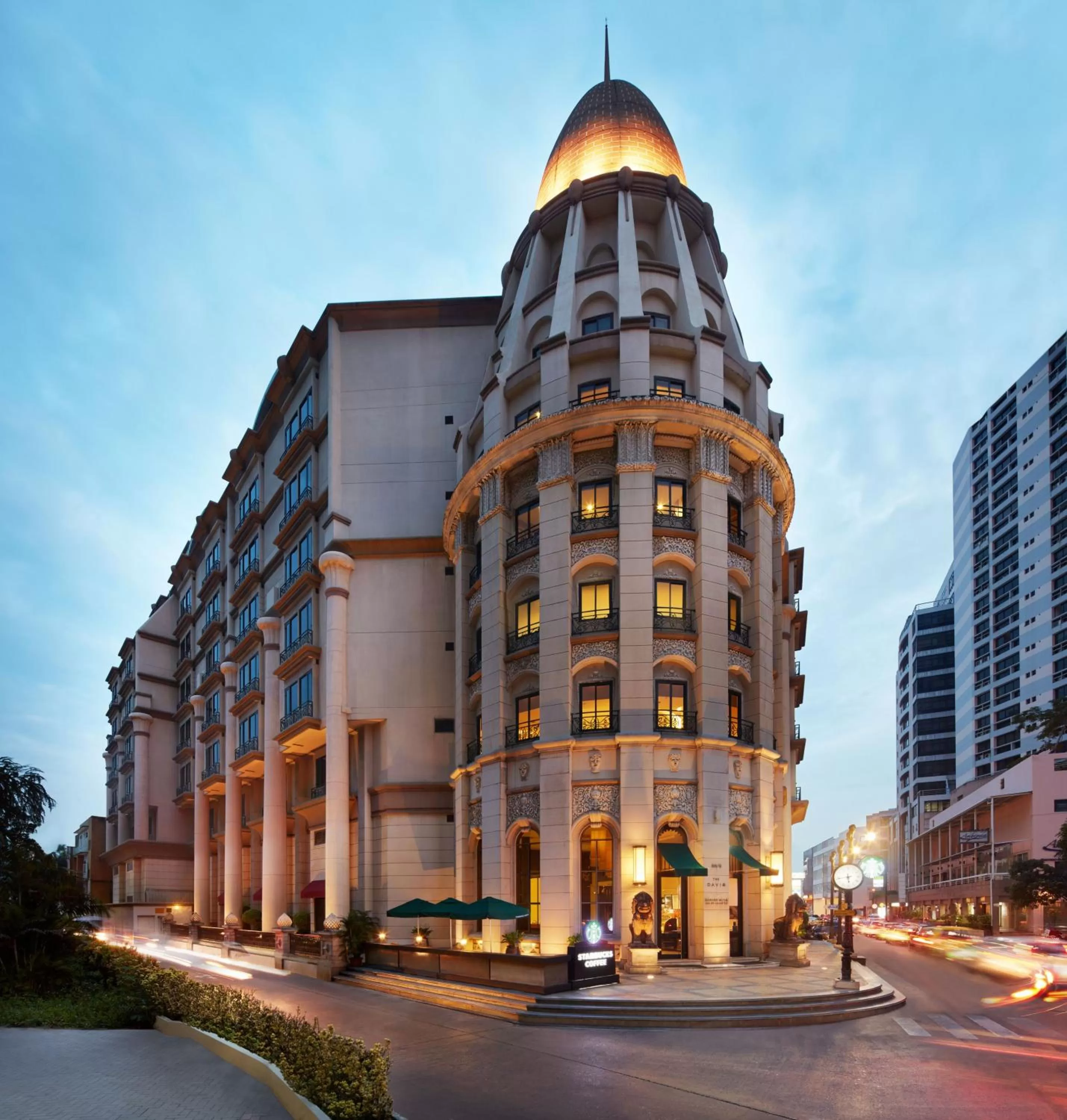 Property building in The Davis Bangkok