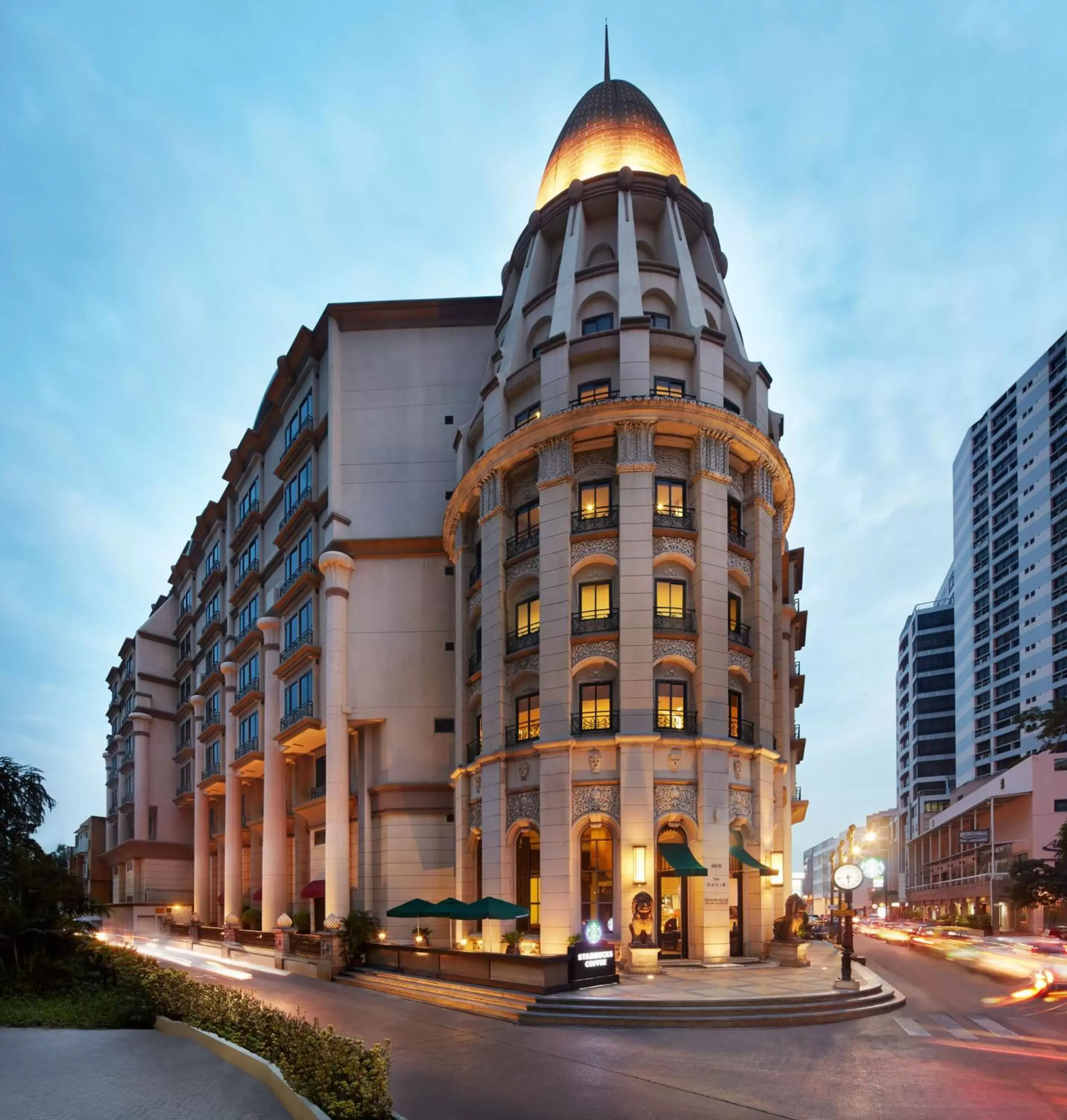 Property Building in The Davis Bangkok