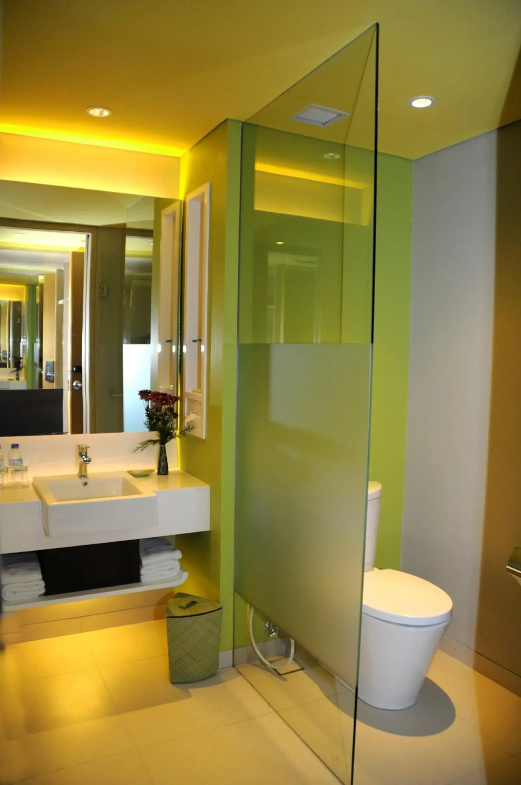 Toilet, Bathroom in Bintang Kuta Hotel