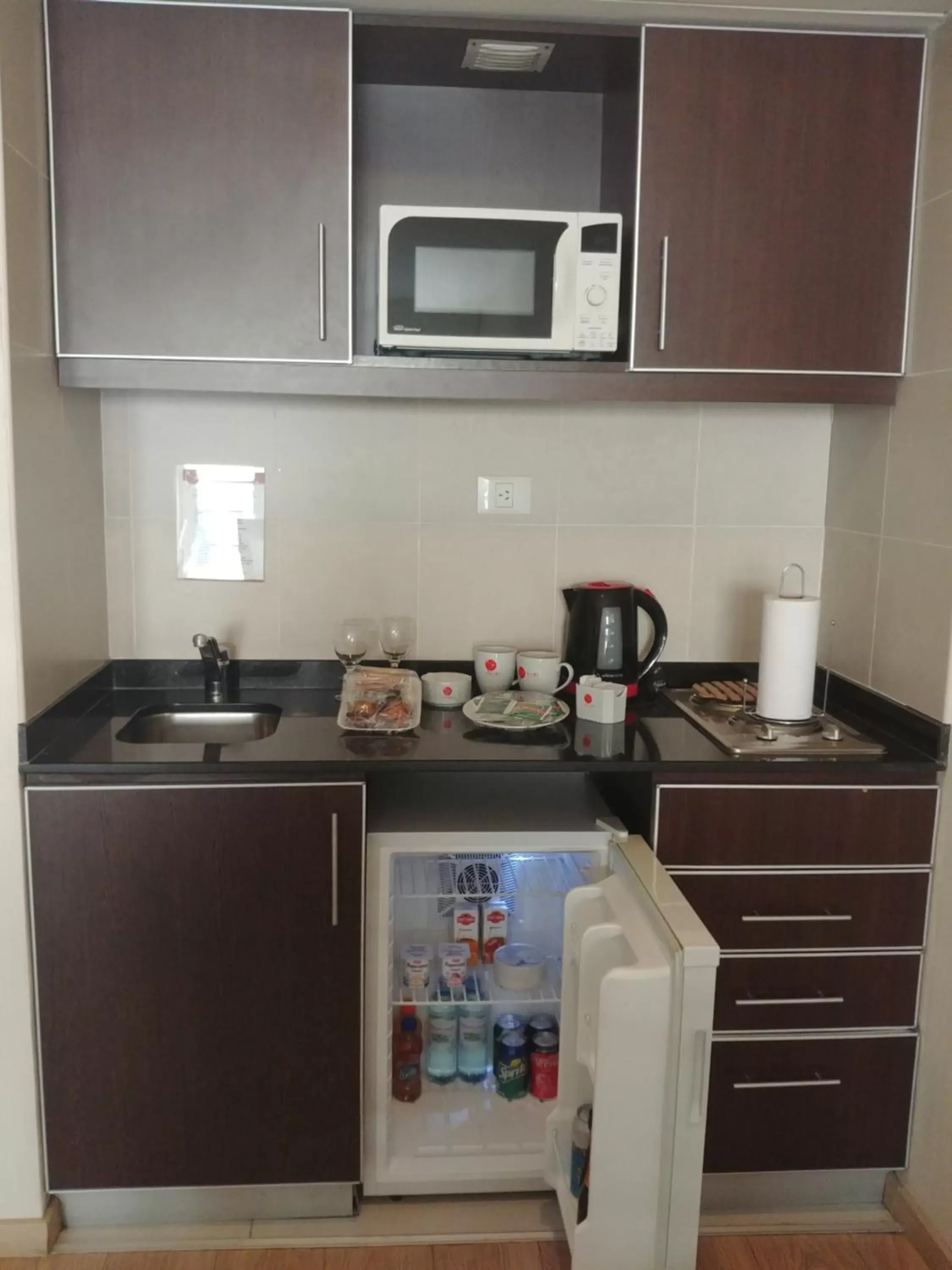 kitchen, Kitchen/Kitchenette in Icaro Suites