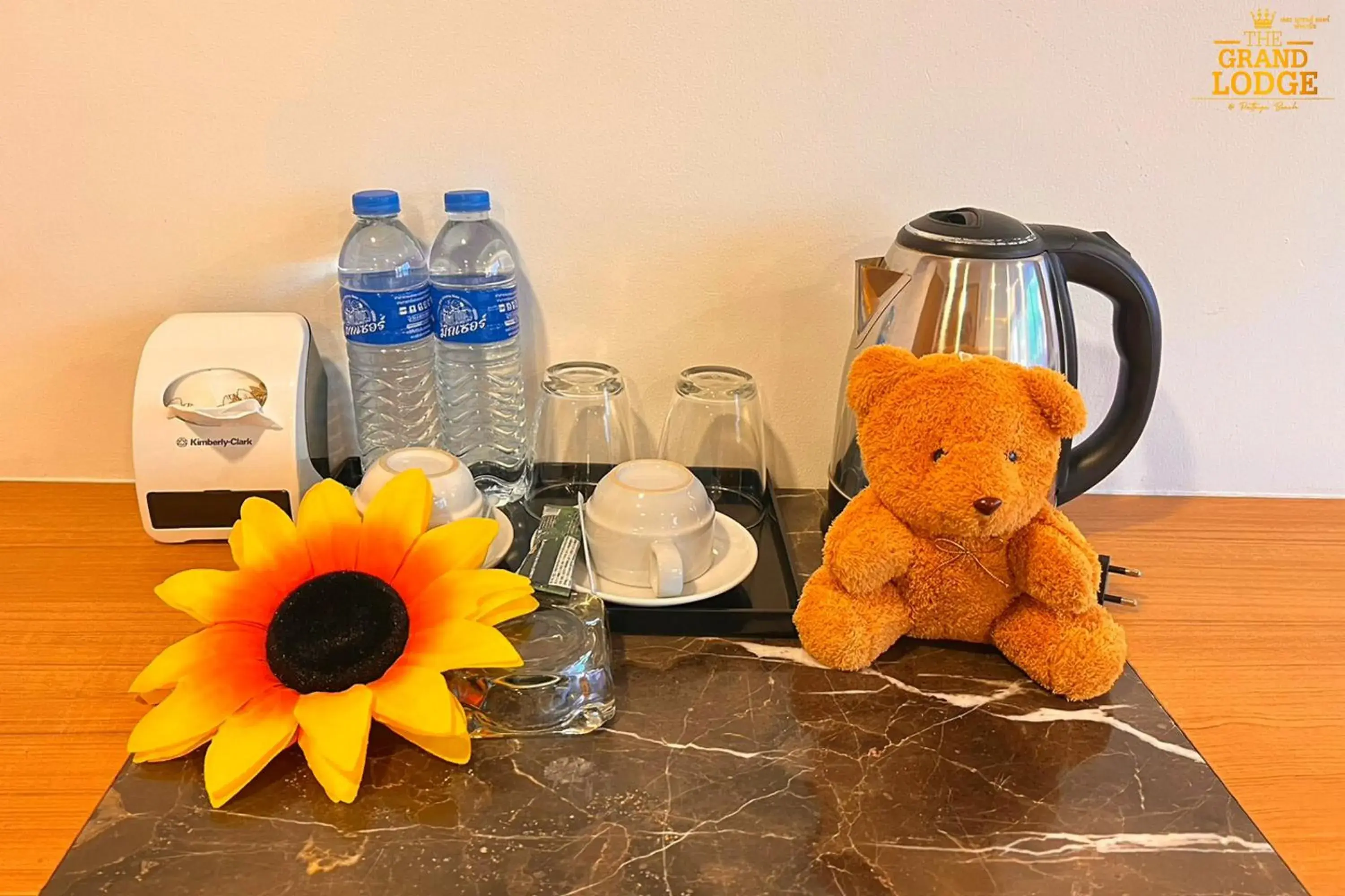 Coffee/tea facilities in The Privi Hotel