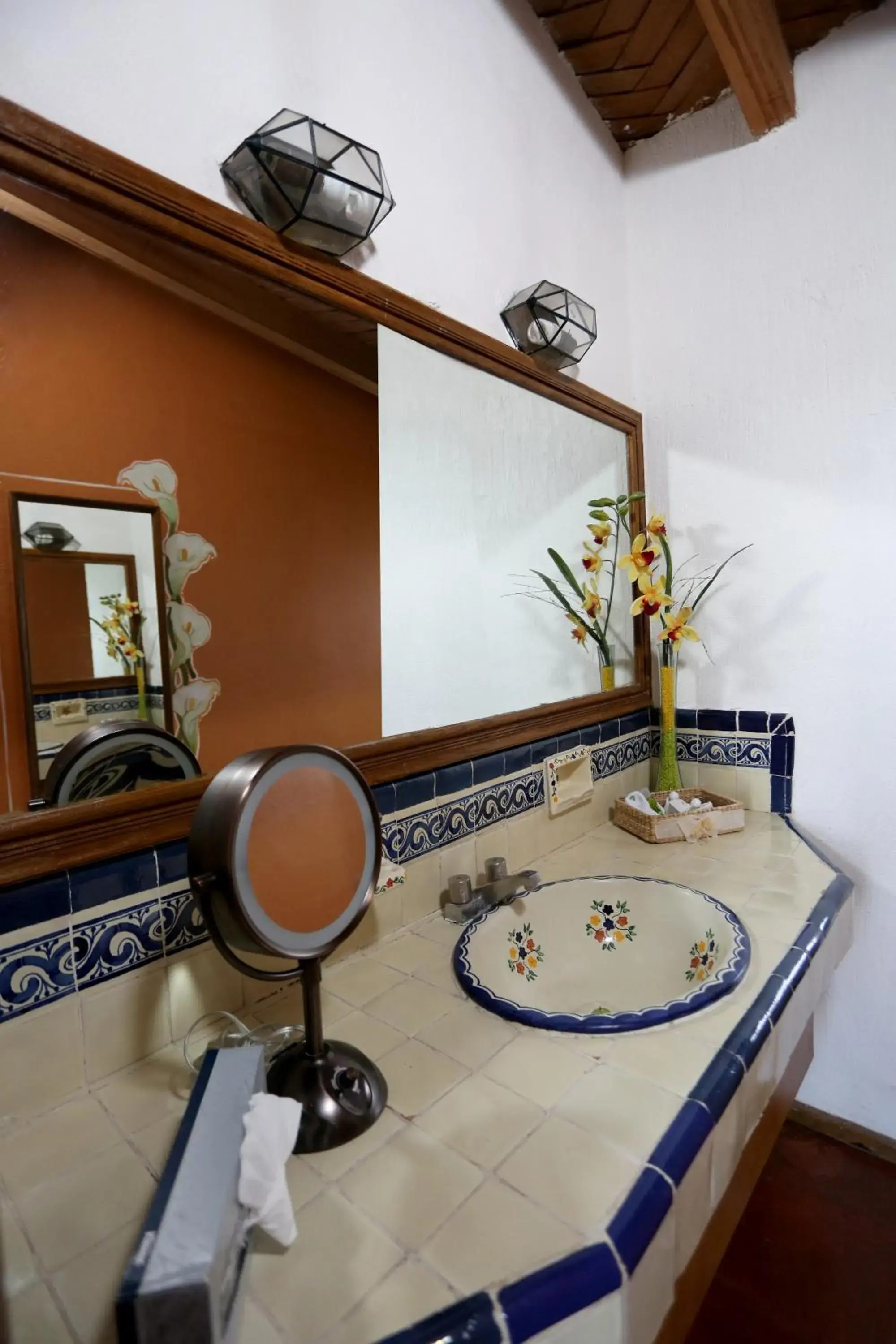 Toilet, Bathroom in Villa San Jose Hotel & Suites
