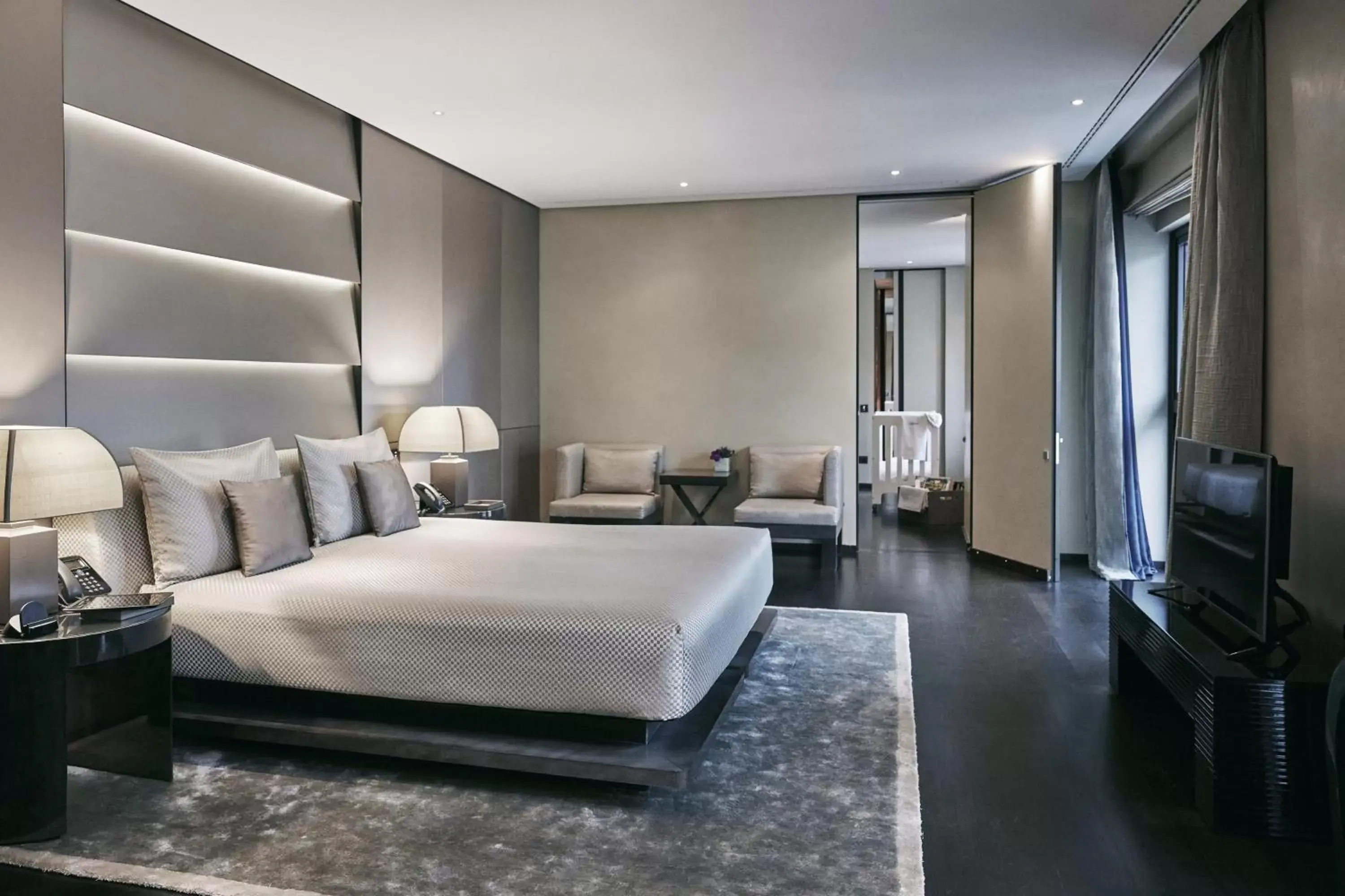 Photo of the whole room, Bed in Armani Hotel Milano