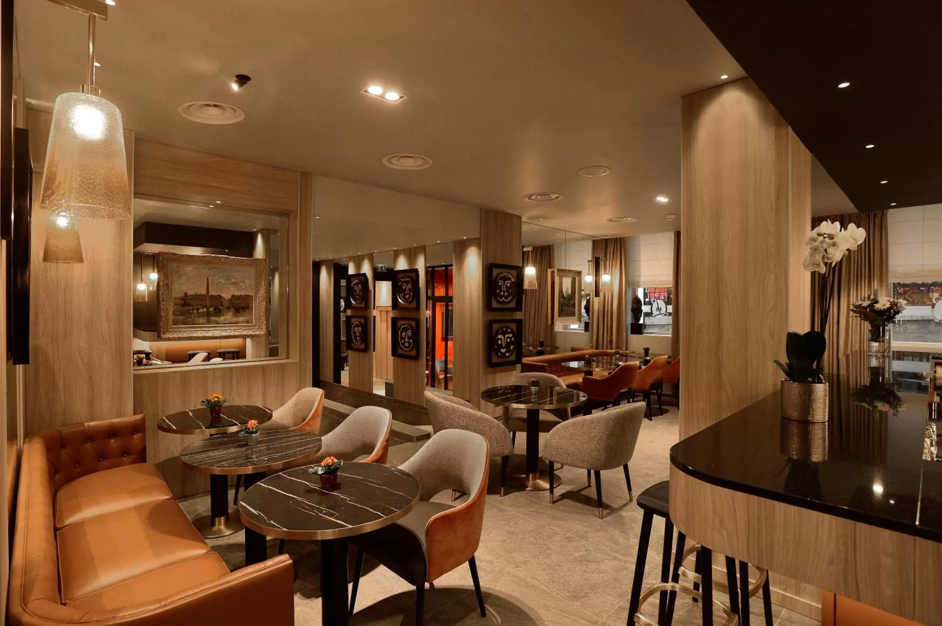 Lounge or bar, Restaurant/Places to Eat in Hotel La Lanterne & Spa