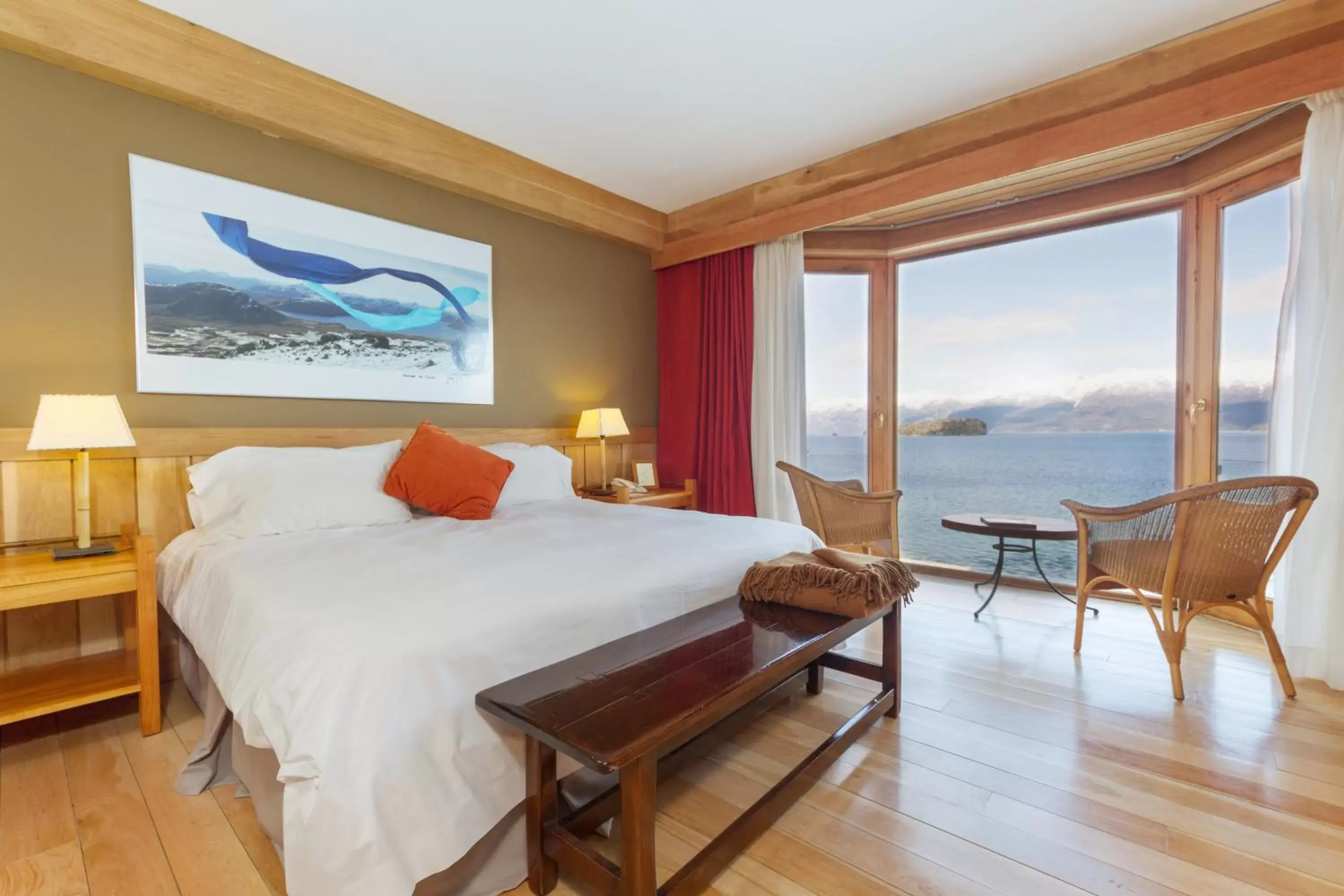 Junior Suite in Correntoso Lake & River Hotel Junior Suite in Correntoso Lake & River Hotel