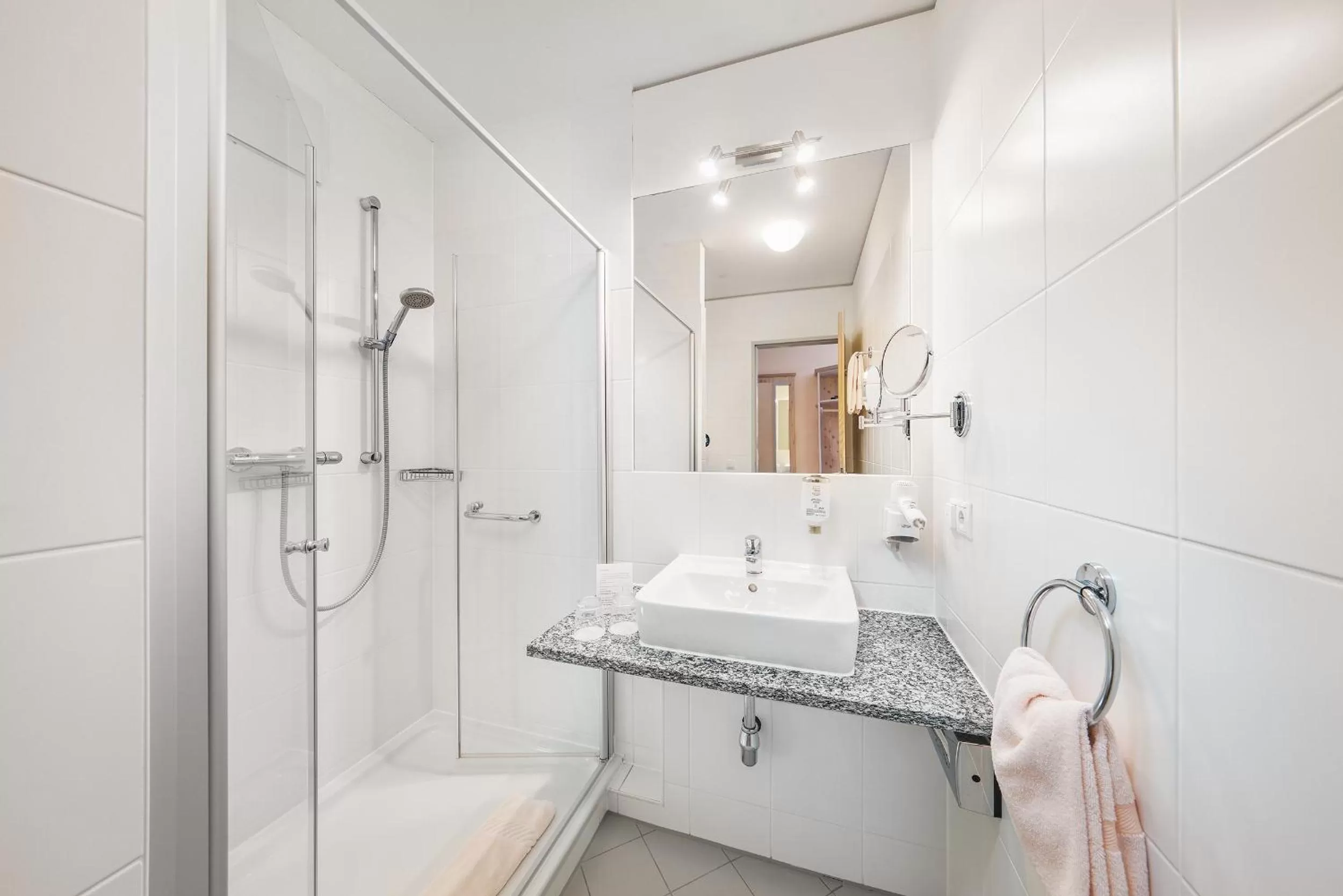 Bathroom in Hotel Am Kamin