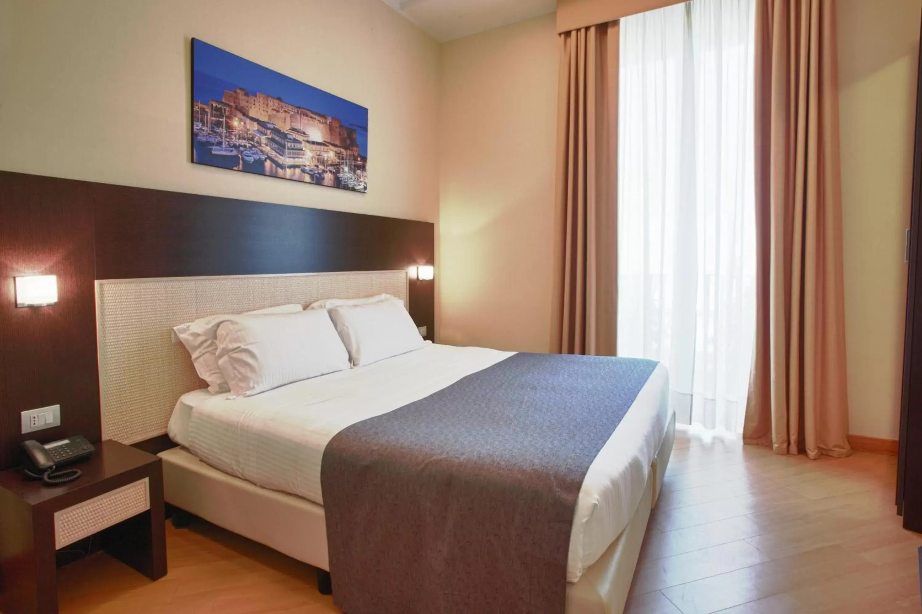 Bedroom, Room Photo in Hotel Naples