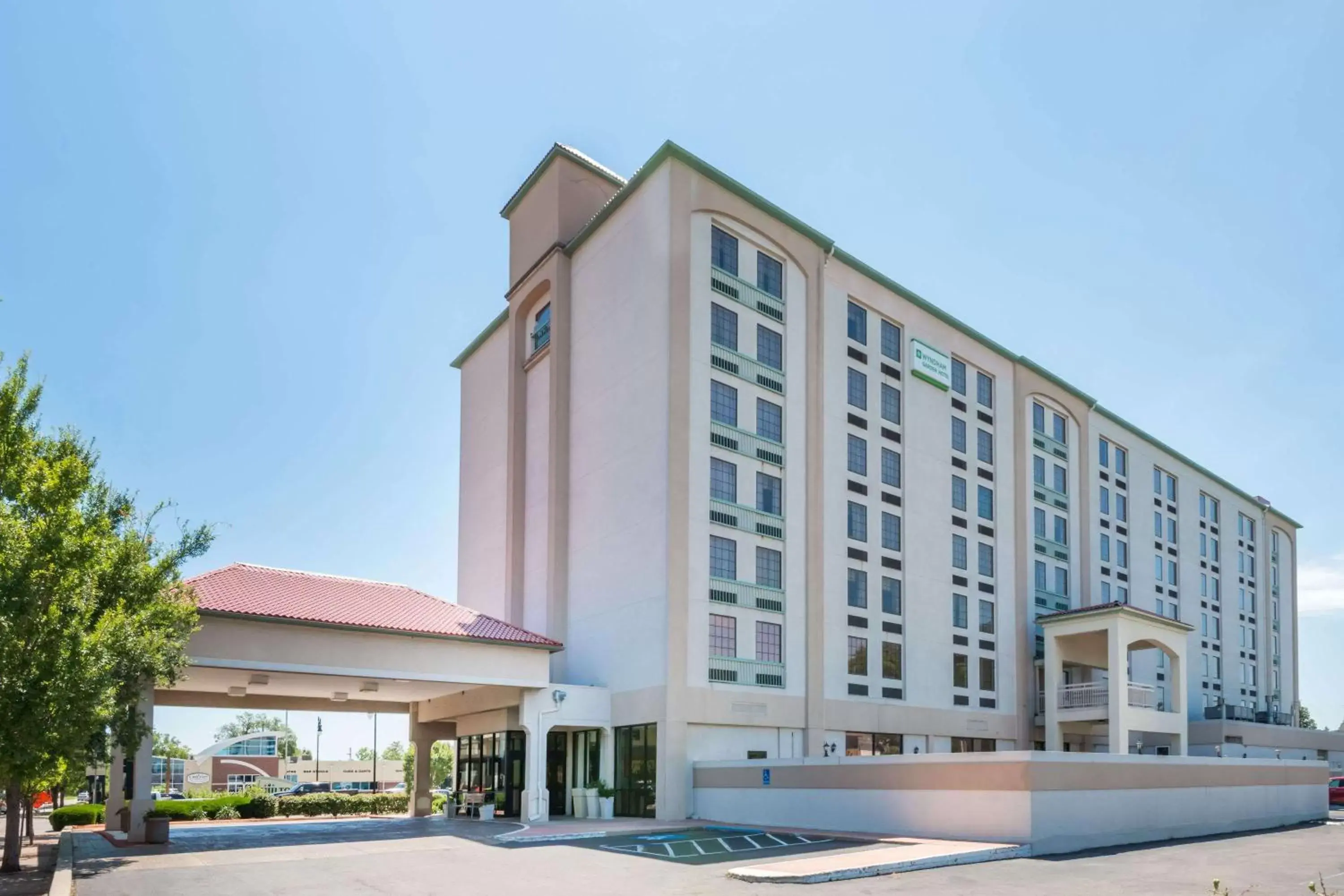 Property building in Wyndham Garden Wichita Downtown