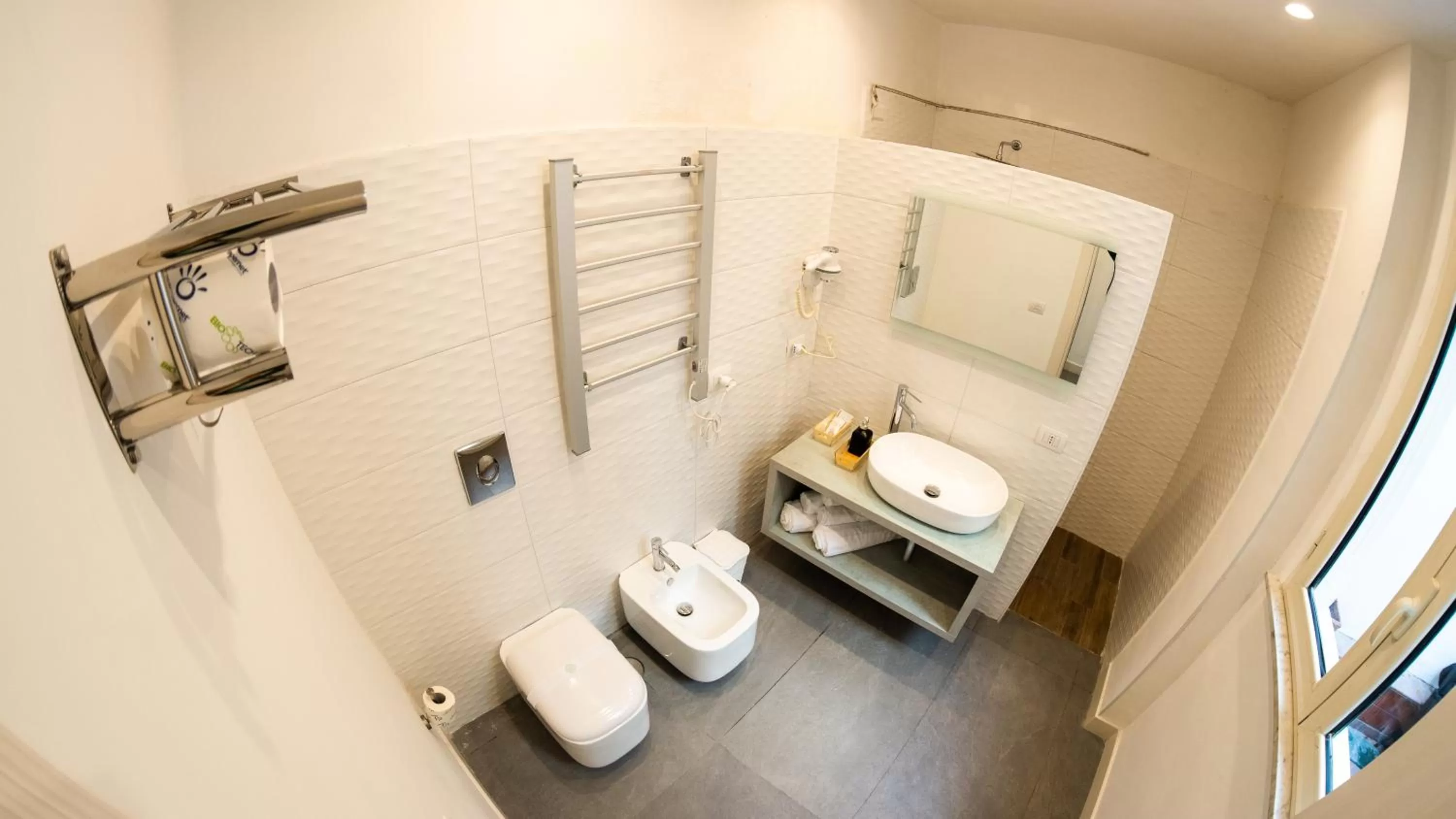 Bathroom in Real Passeggio di Napoli