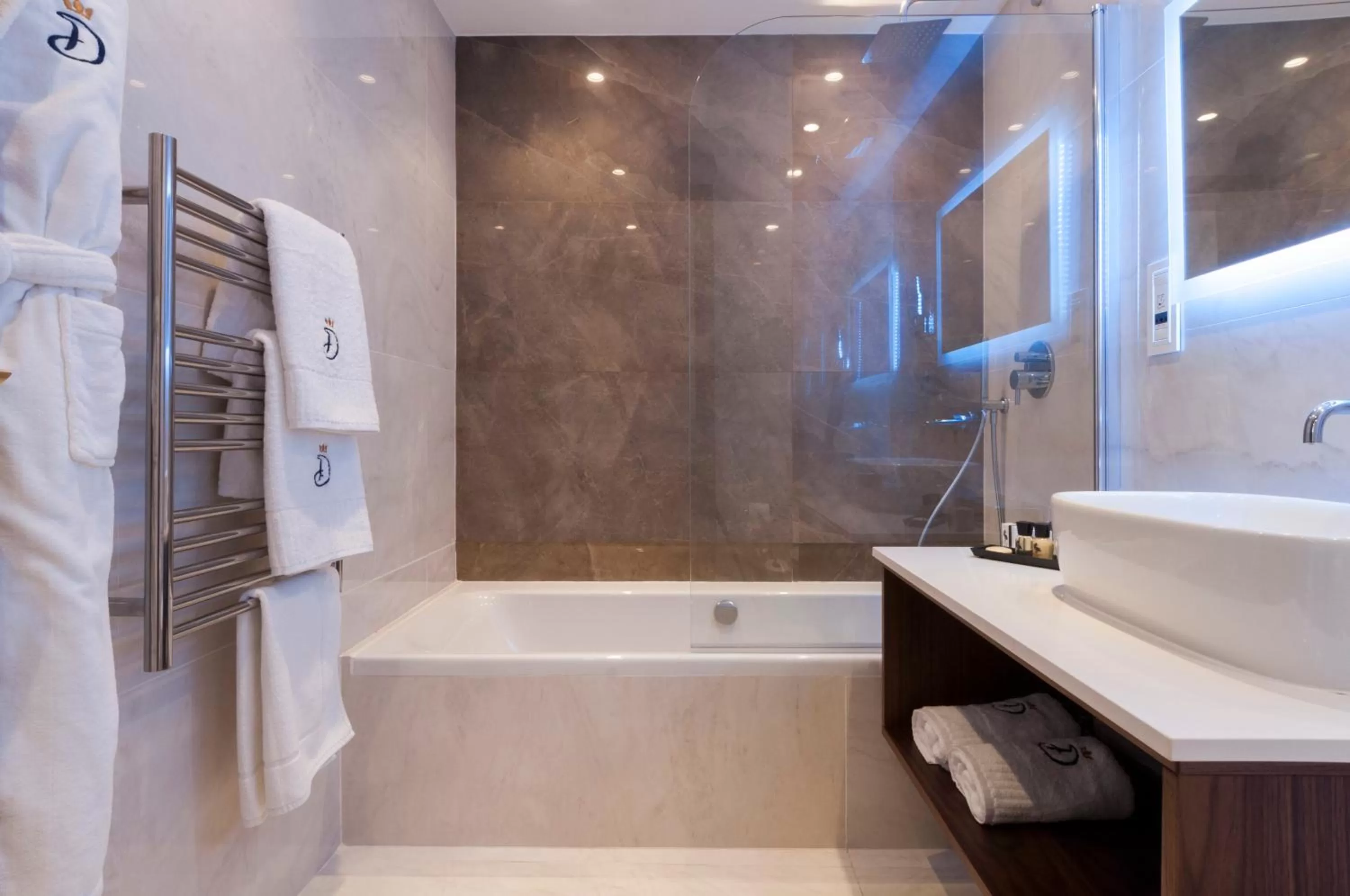 Shower in The Duke Boutique Hotel