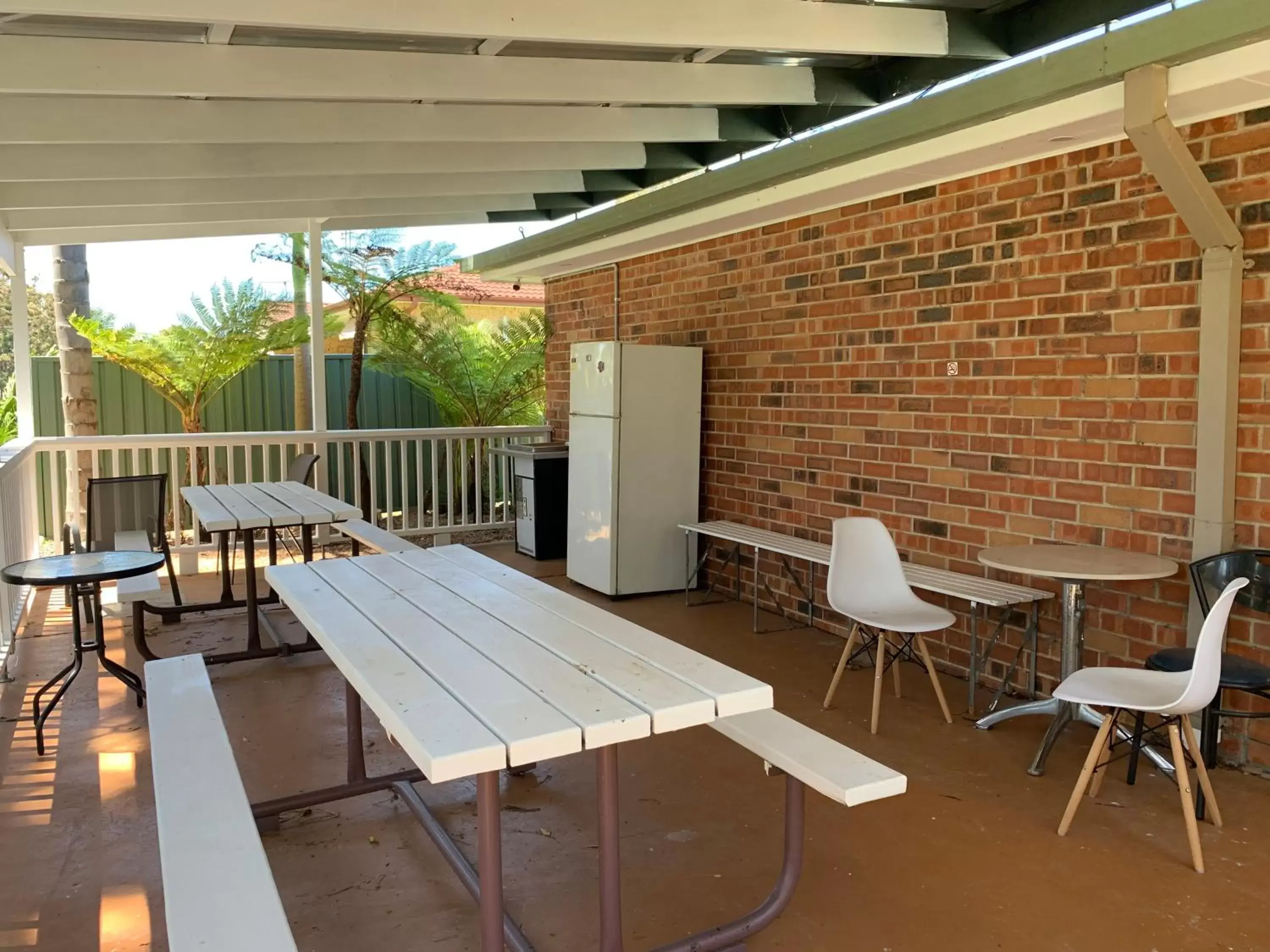 BBQ facilities in Golf View Motel