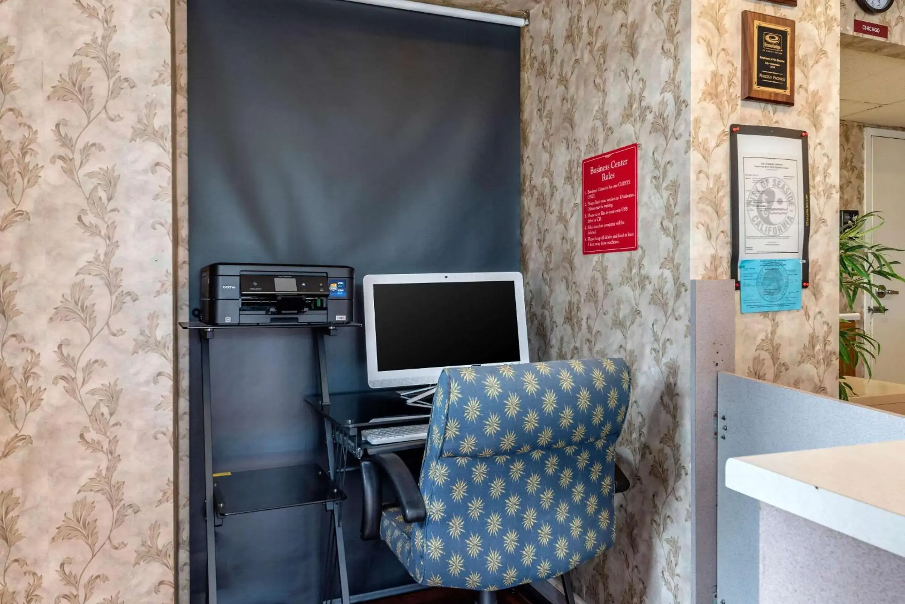 Lobby or reception in Bay Breeze Inn Lobby or reception in Bay Breeze Inn