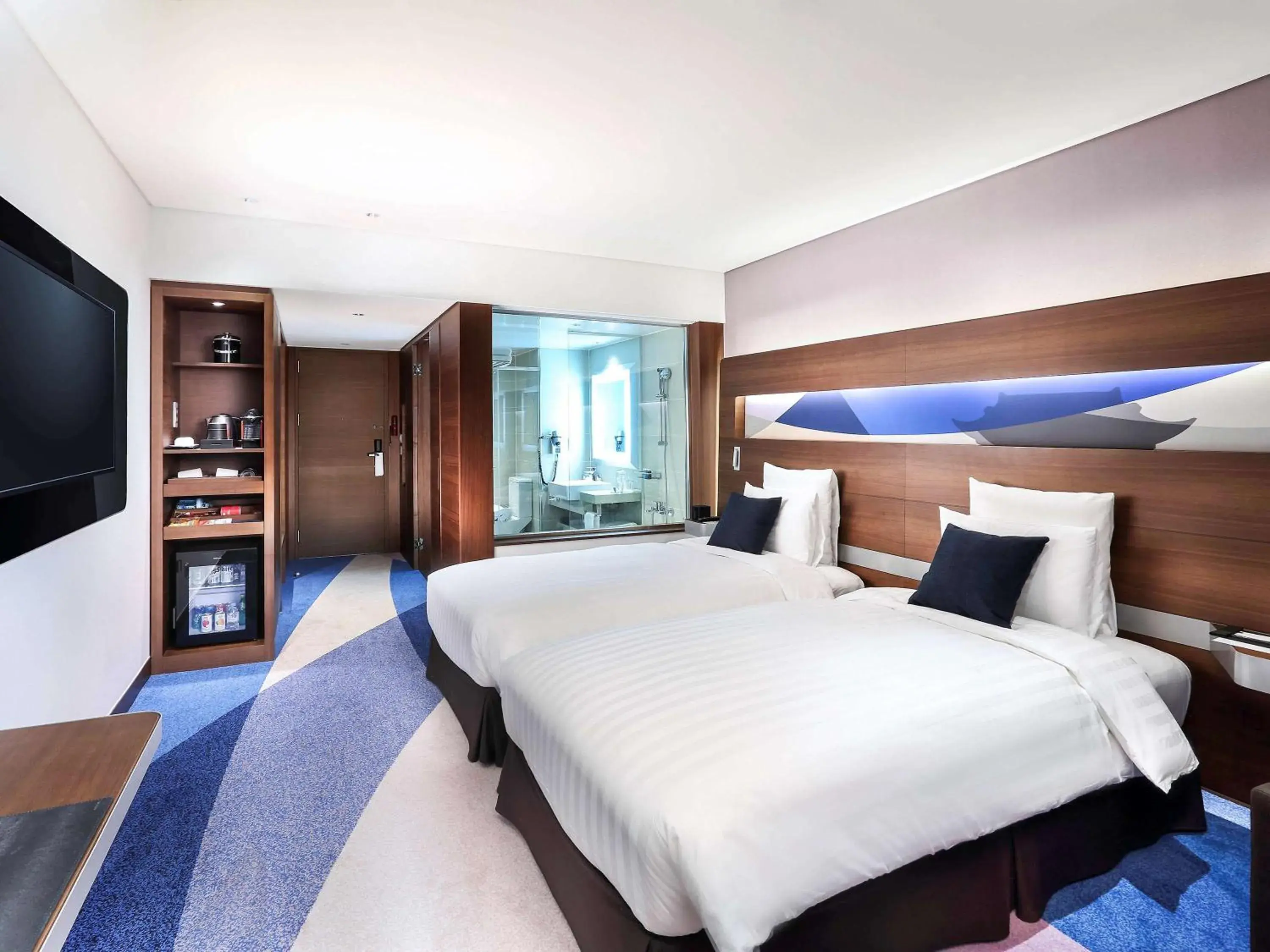 Photo of the whole room, Bed in Novotel Ambassador Suwon Hotel