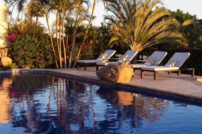 Pool view, Swimming Pool in Hotel Lindo Ajijic Bed & Breakfast