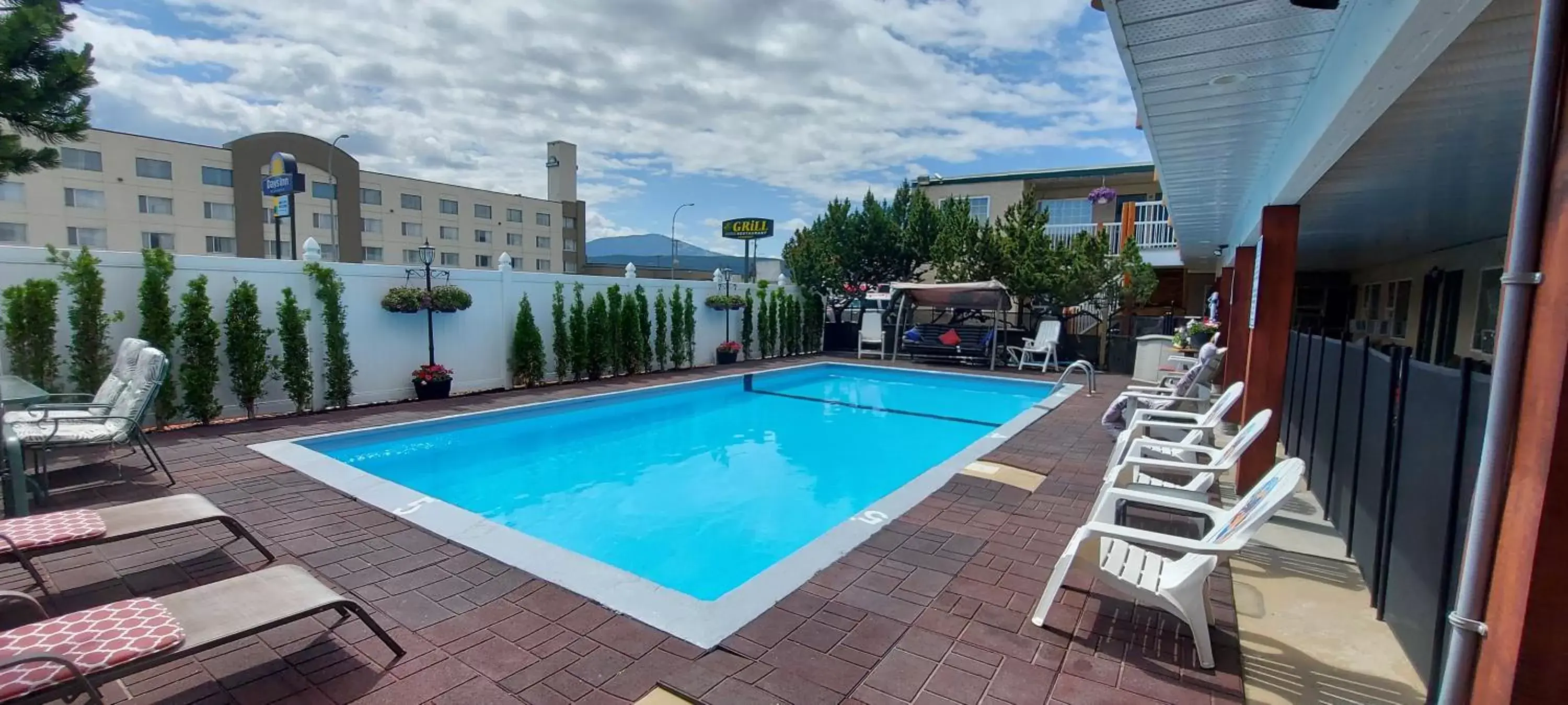 Swimming Pool in Lazy Bear Lodge