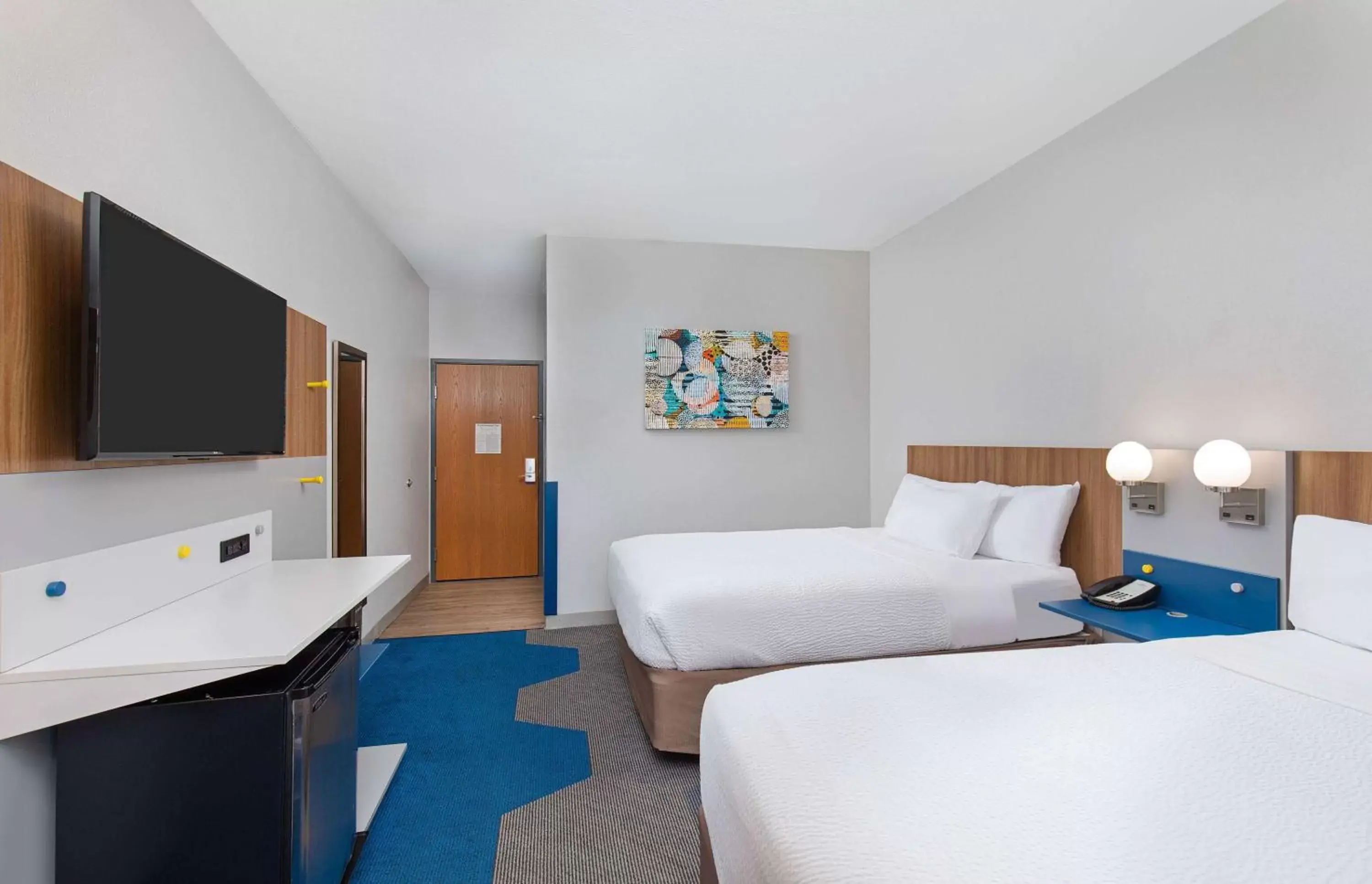 Bed in Microtel Inn and Suites by Wyndham Bed in Microtel Inn and Suites by Wyndham