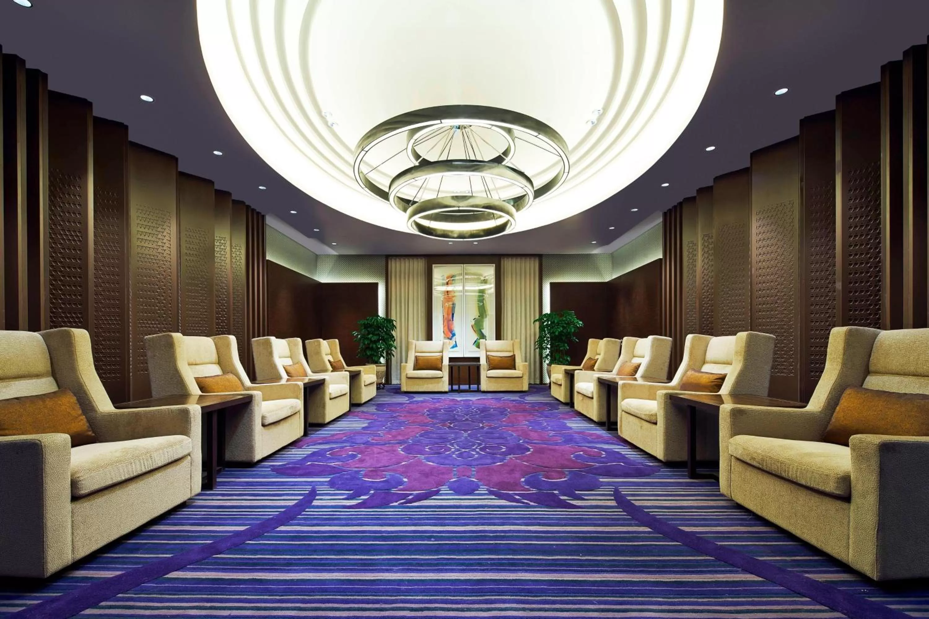 Meeting/conference room in Four Points By Sheraton Guilin Lingui