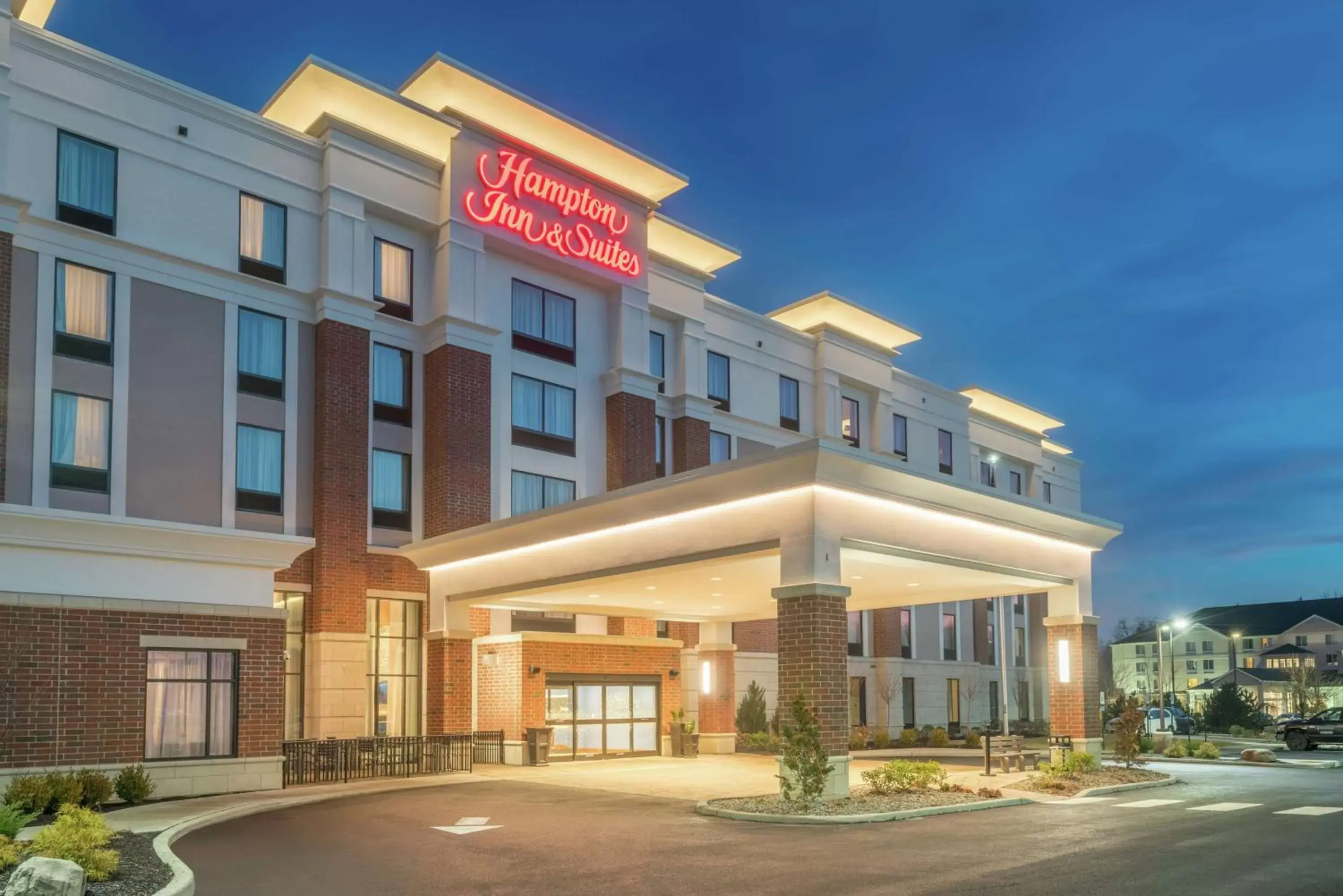 Property building in Hampton Inn & Suites Newburgh Stewart Airport, NY Property building in Hampton Inn & Suites Newburgh Stewart Airport, NY