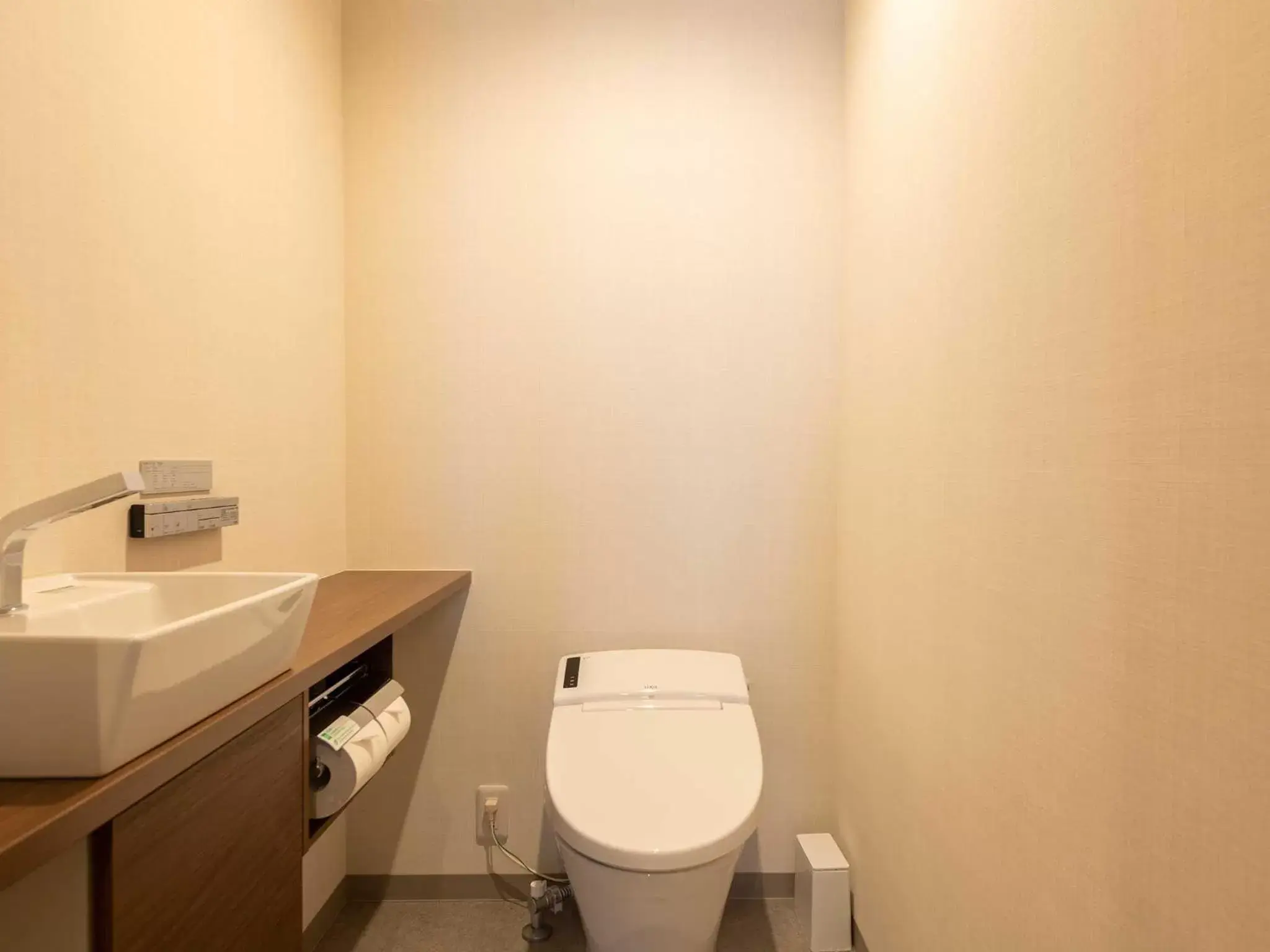 Toilet, Bathroom in Tokyu Stay Kyoto Sanjo-Karasuma