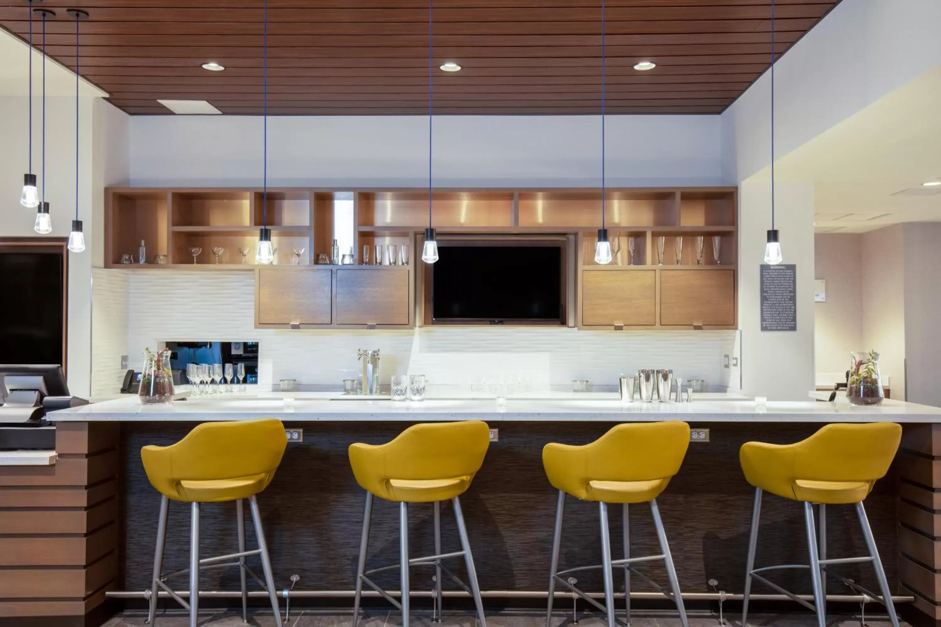 Lounge or bar in EVEN Hotels Denver Tech Center-Englewood by IHG Lounge or bar in EVEN Hotels Denver Tech Center-Englewood by IHG