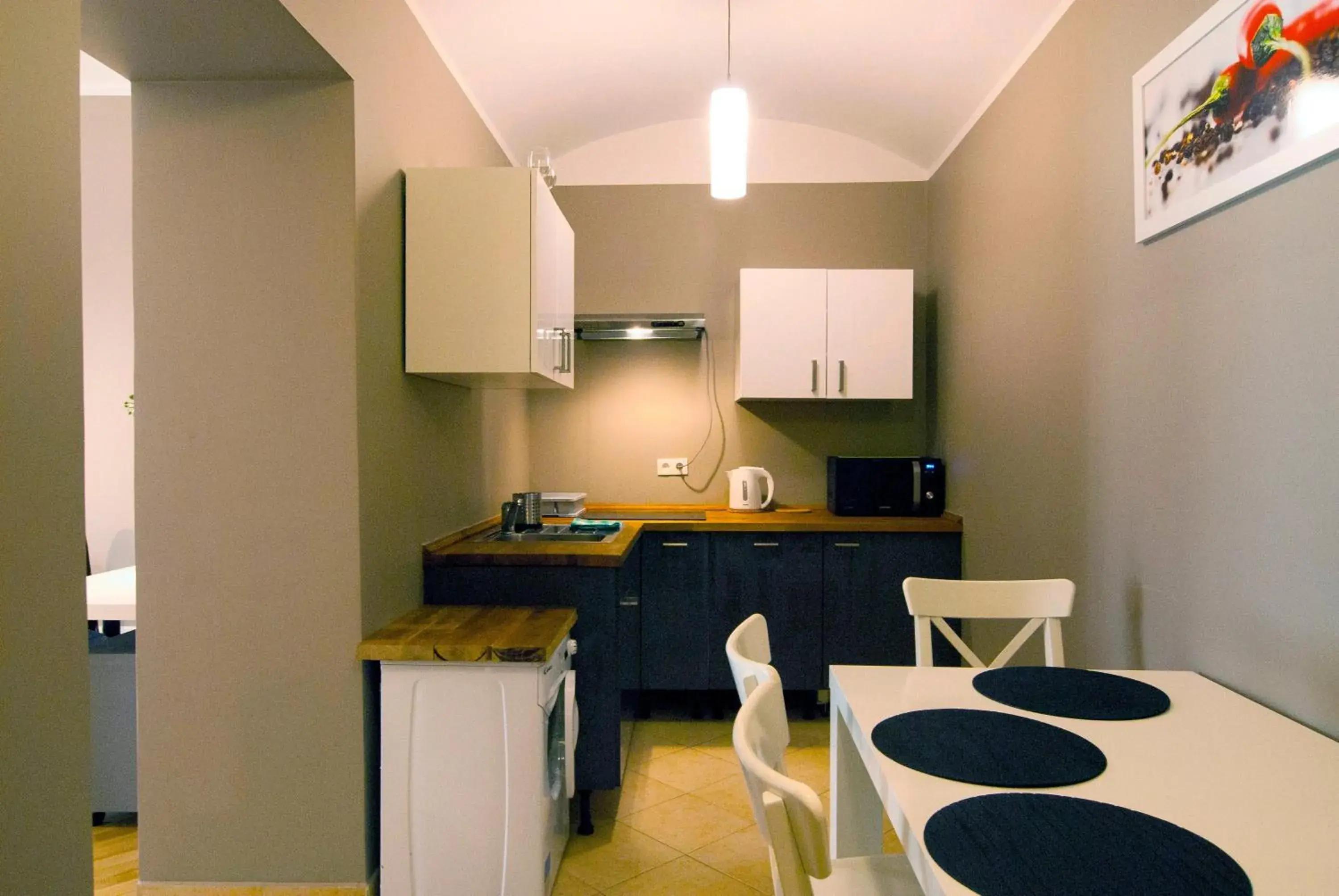 Kitchen/Kitchenette in P&J Tourist Apartments