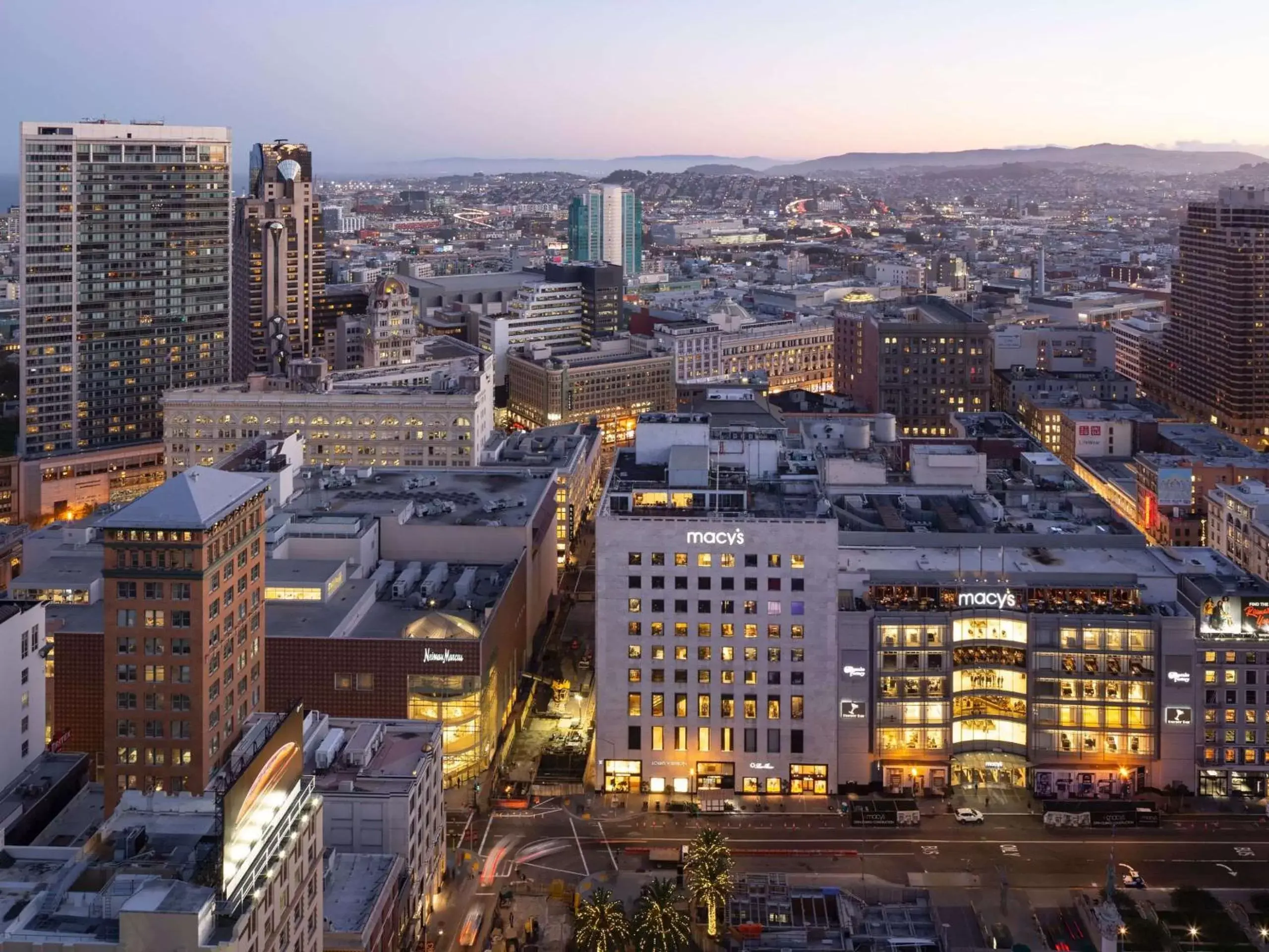 Double Room with Two Double Beds and Square View in Grand Hyatt San Francisco Union Square