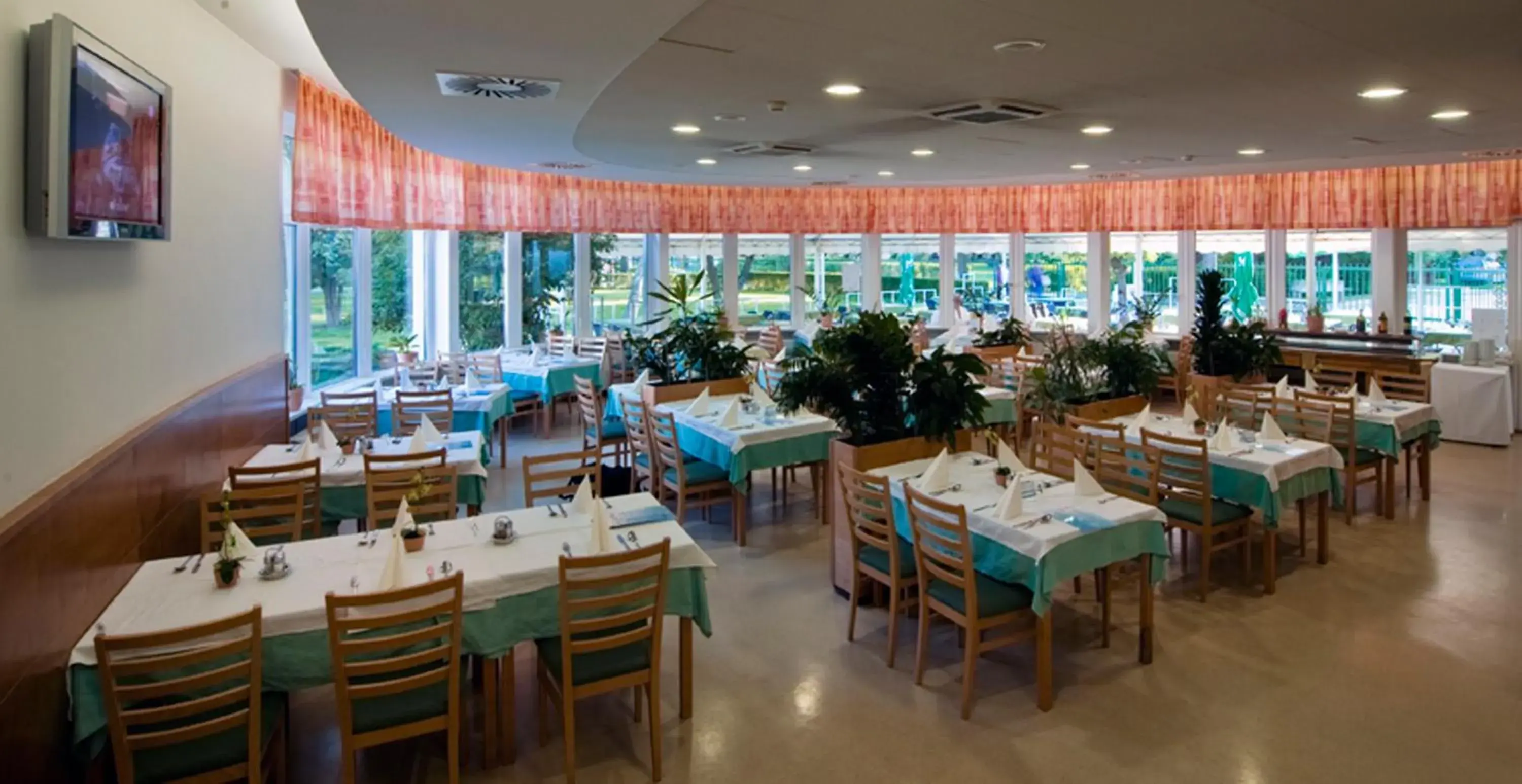 Restaurant/Places to Eat in Hotel Termal - Terme 3000 - Sava Hotels & Resorts
