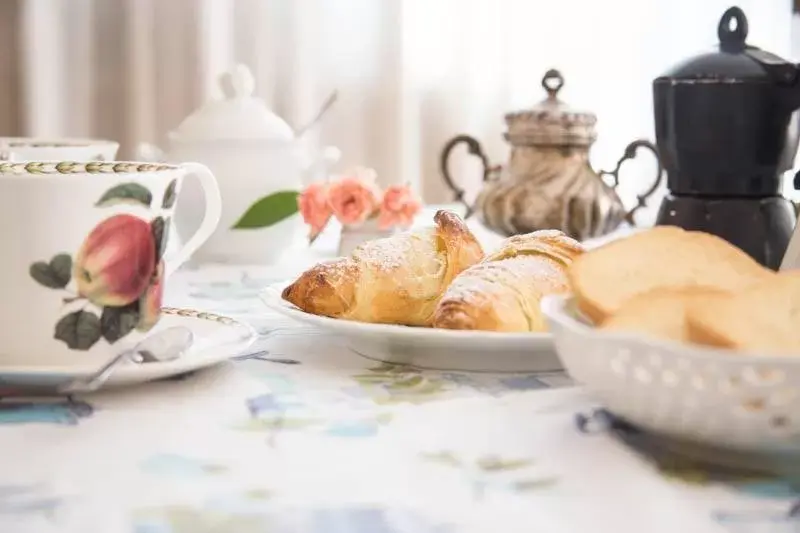 Continental breakfast in Attico Luce B&B