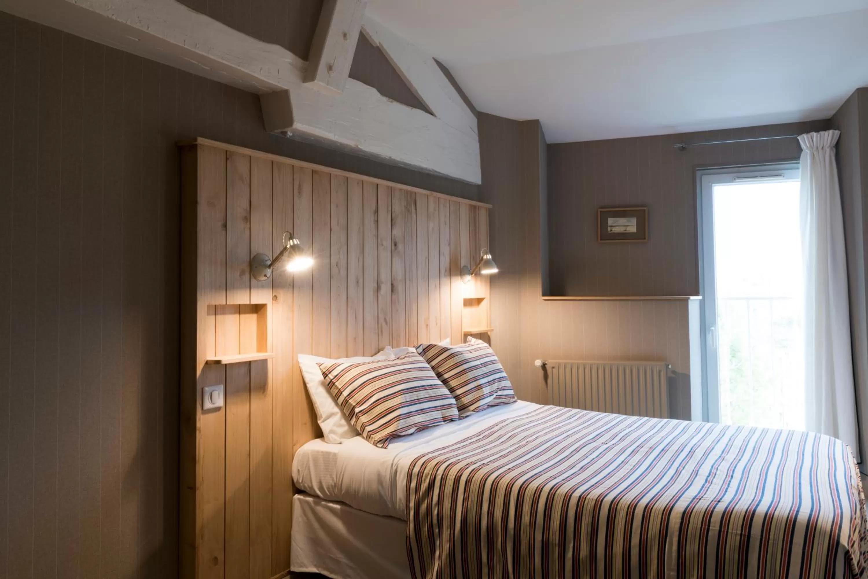 Bed in Auberge de la Commanderie