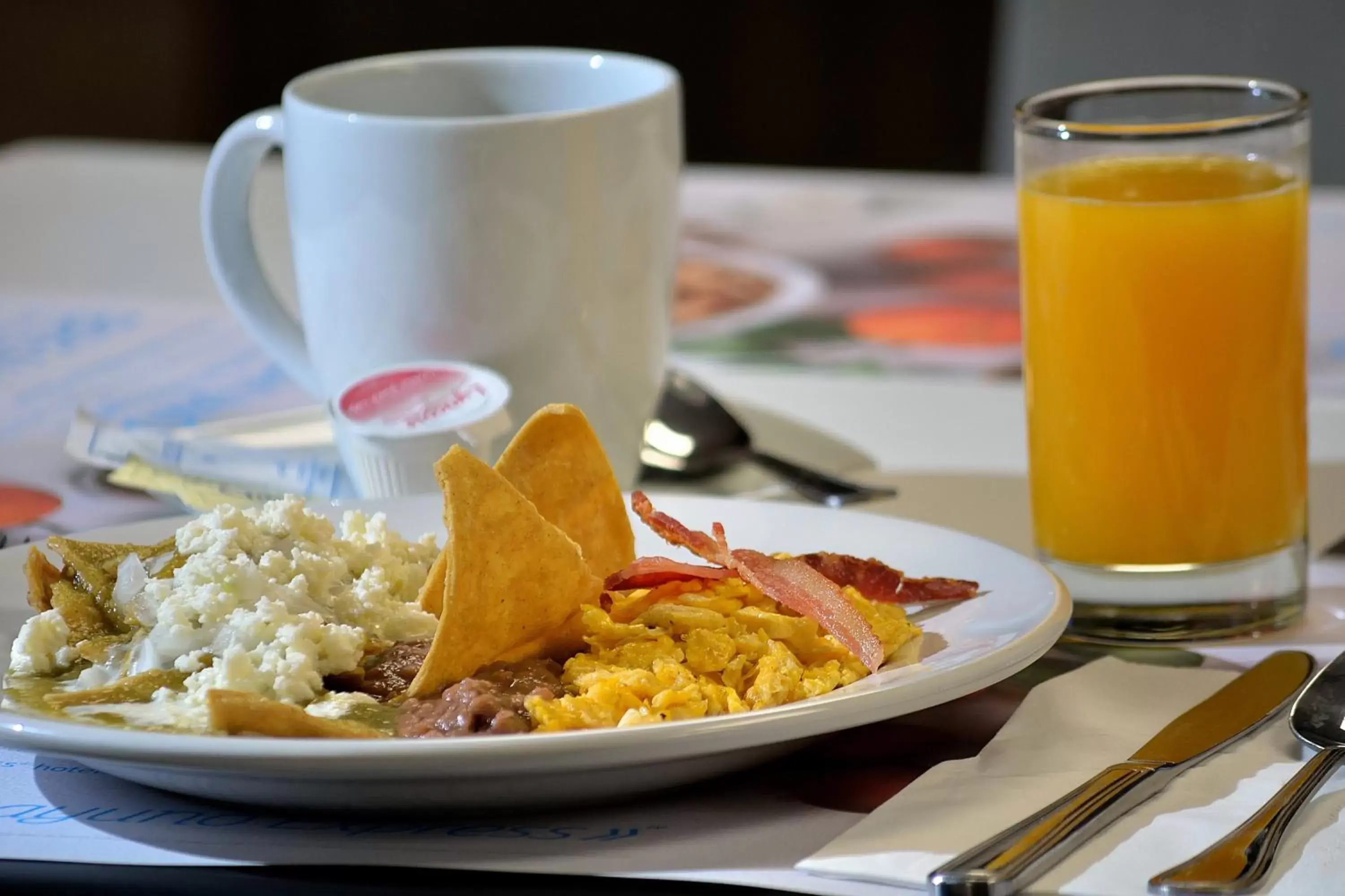 Breakfast in Holiday Inn Express Pachuca, an IHG Hotel