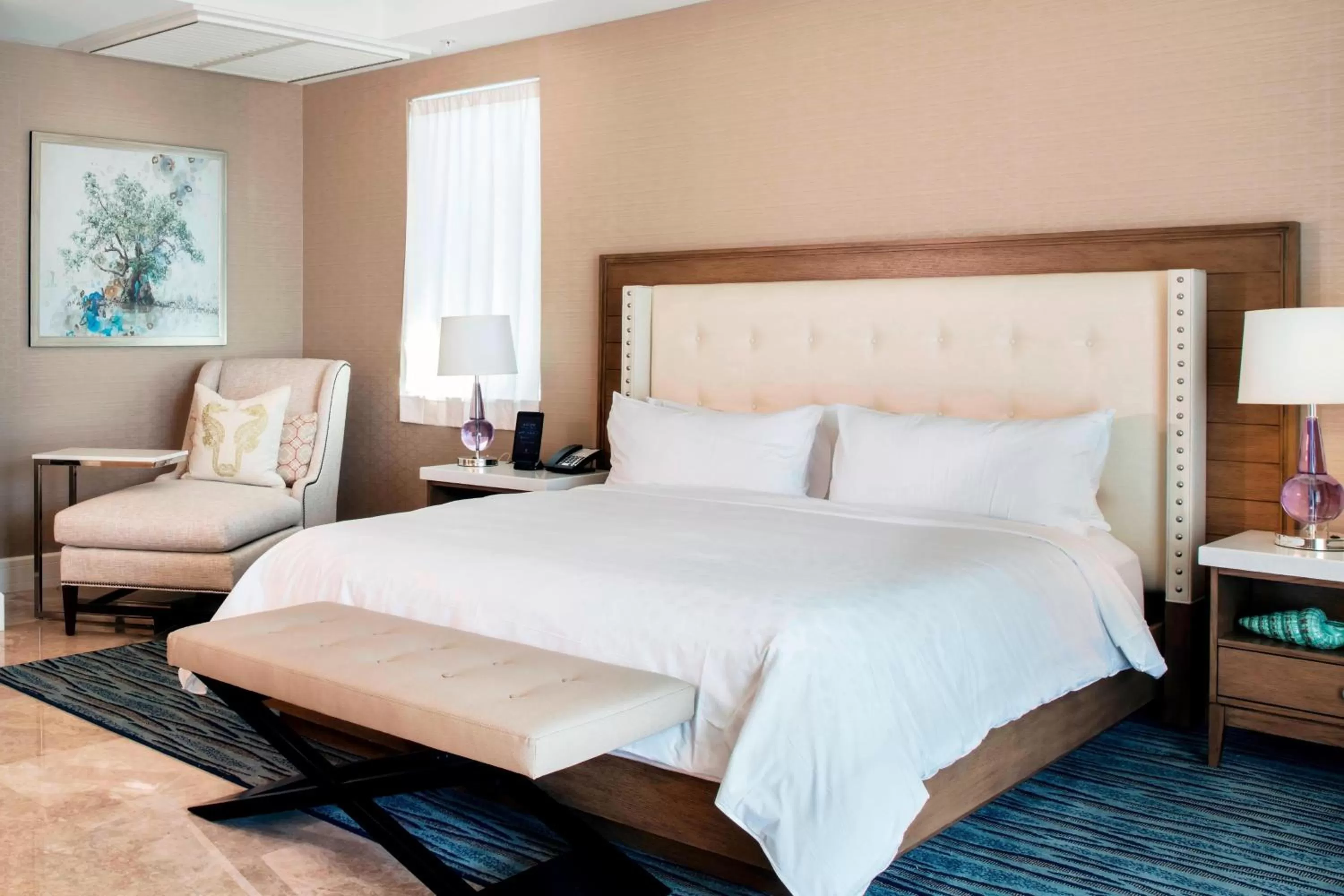 Bedroom, Bed in Playa Largo Resort & Spa, Autograph Collection