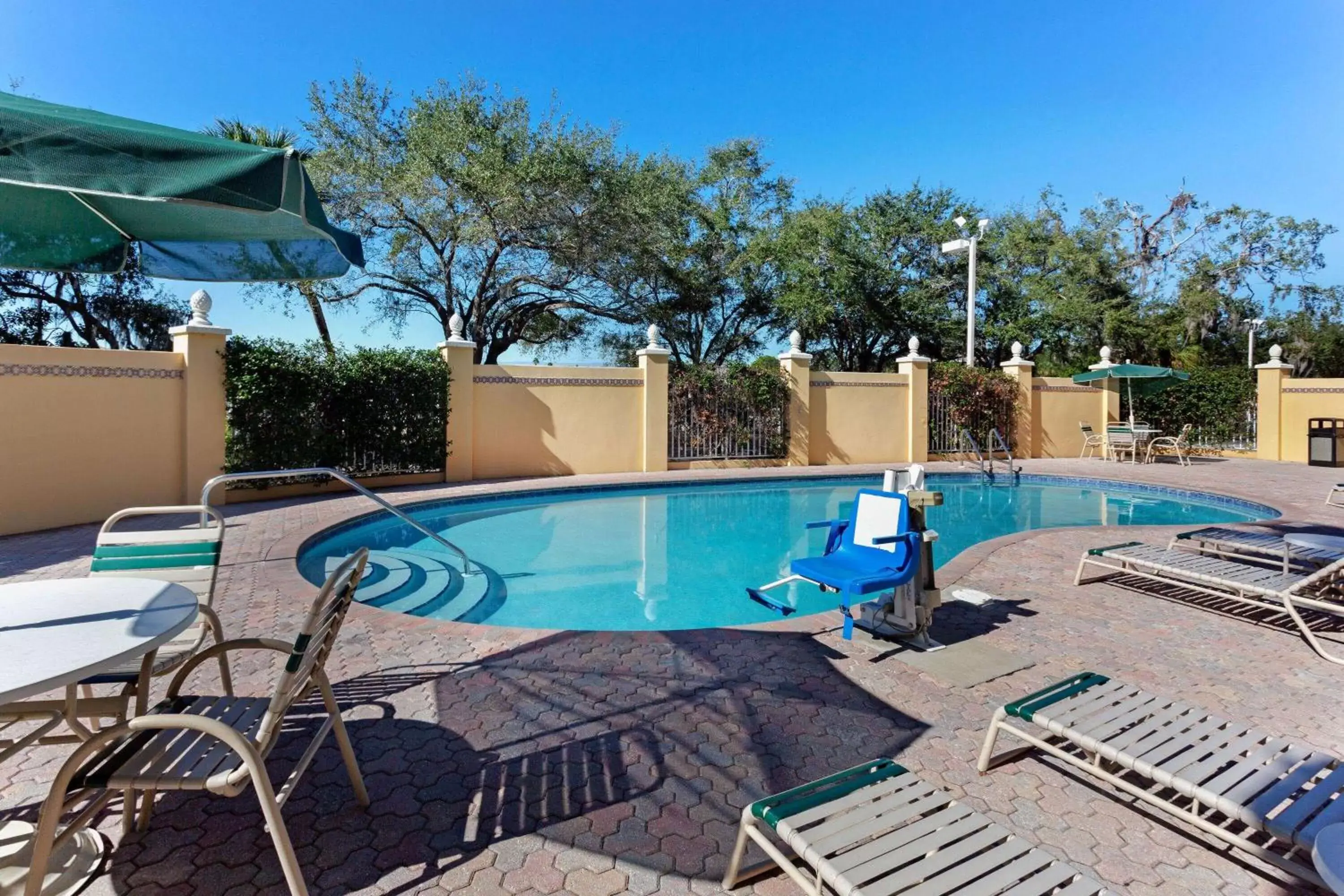 On site, Swimming Pool in La Quinta by Wyndham Sarasota Downtown