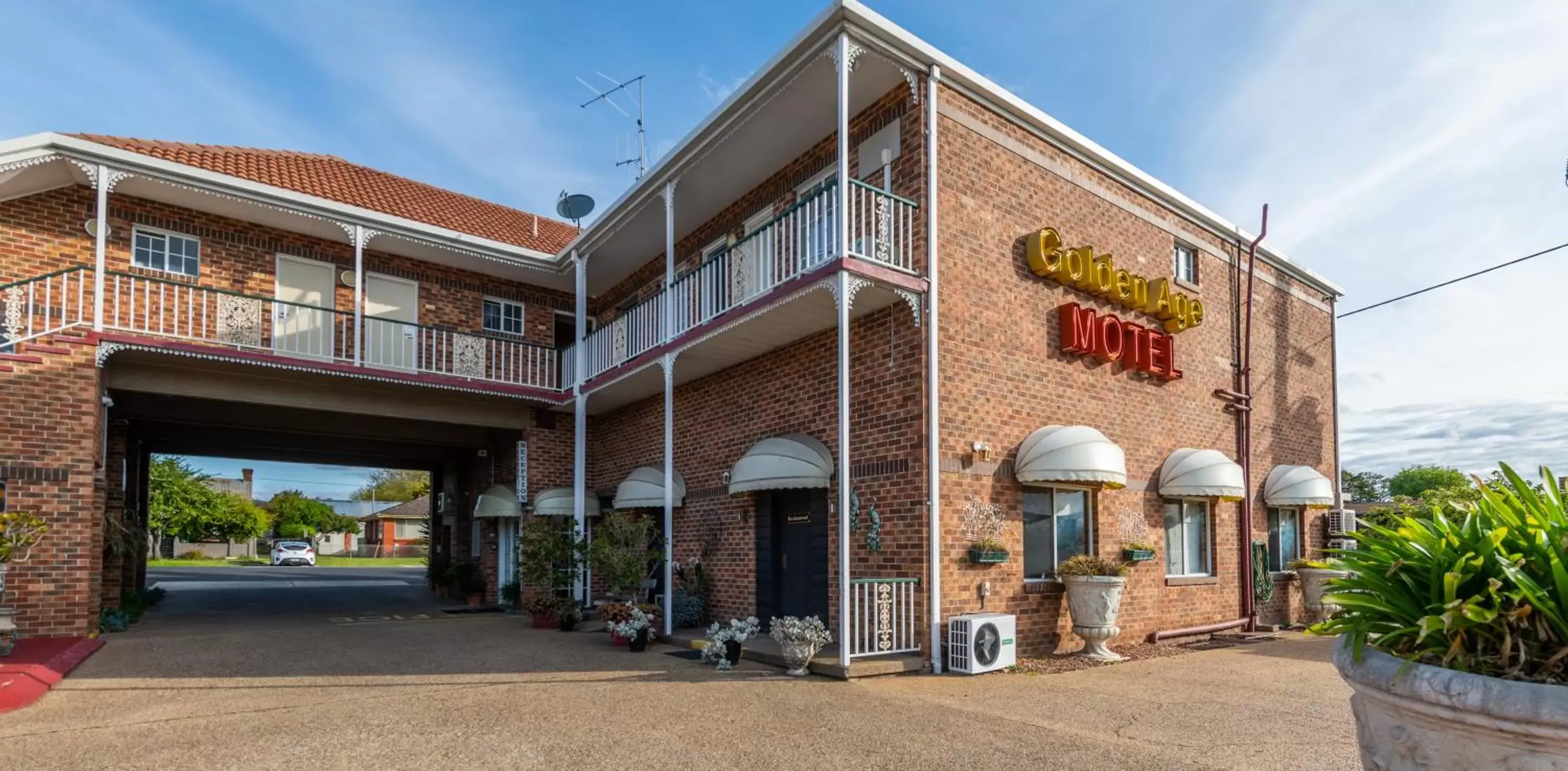 Property Building in Golden Age Motor Inn