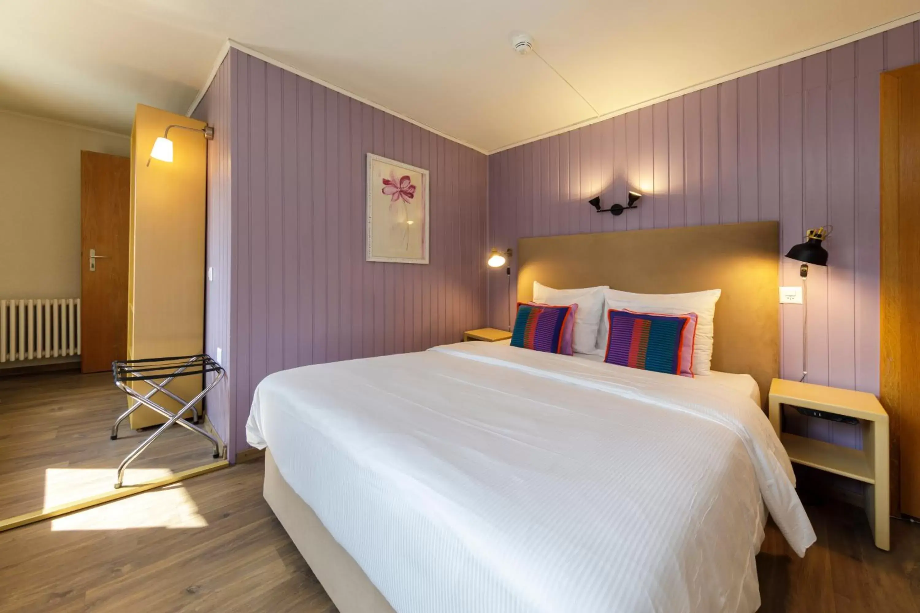 Bedroom, Bed in Hôtel de l'Ange