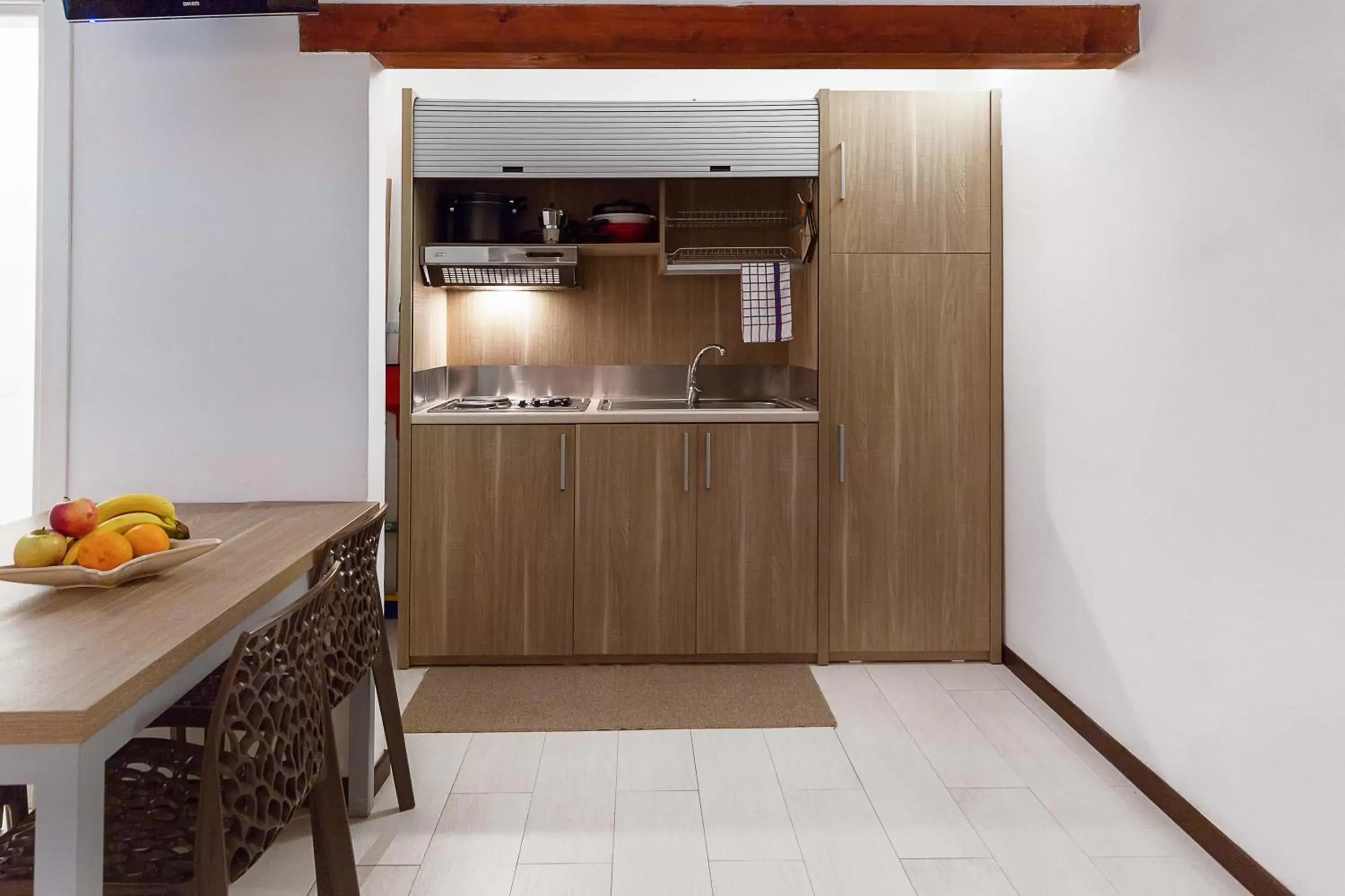 Kitchen or kitchenette, Kitchen/Kitchenette in Le Residenze del Centro