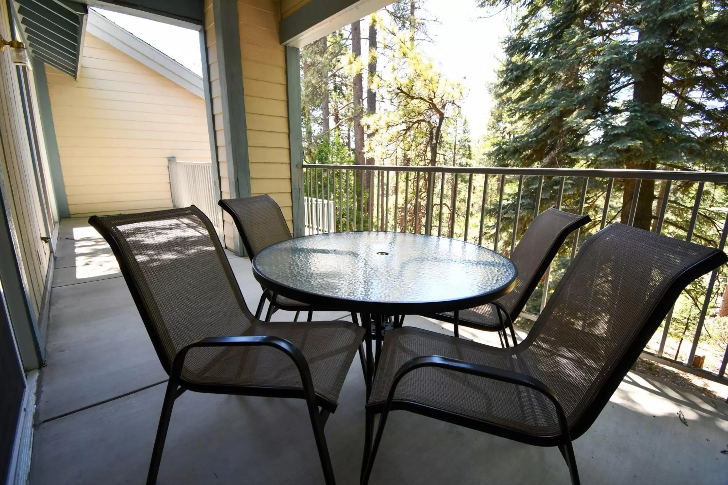 Patio, Balcony/Terrace in North Bay At Lake Arrowhead