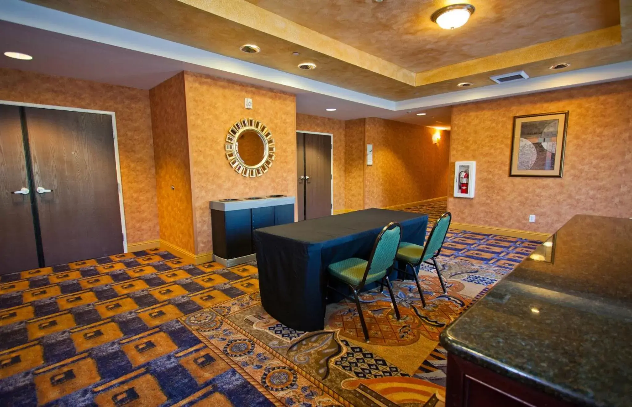 Meeting/conference room in Holiday Inn Express & Suites Sacramento NE Cal Expo, an IHG Hotel